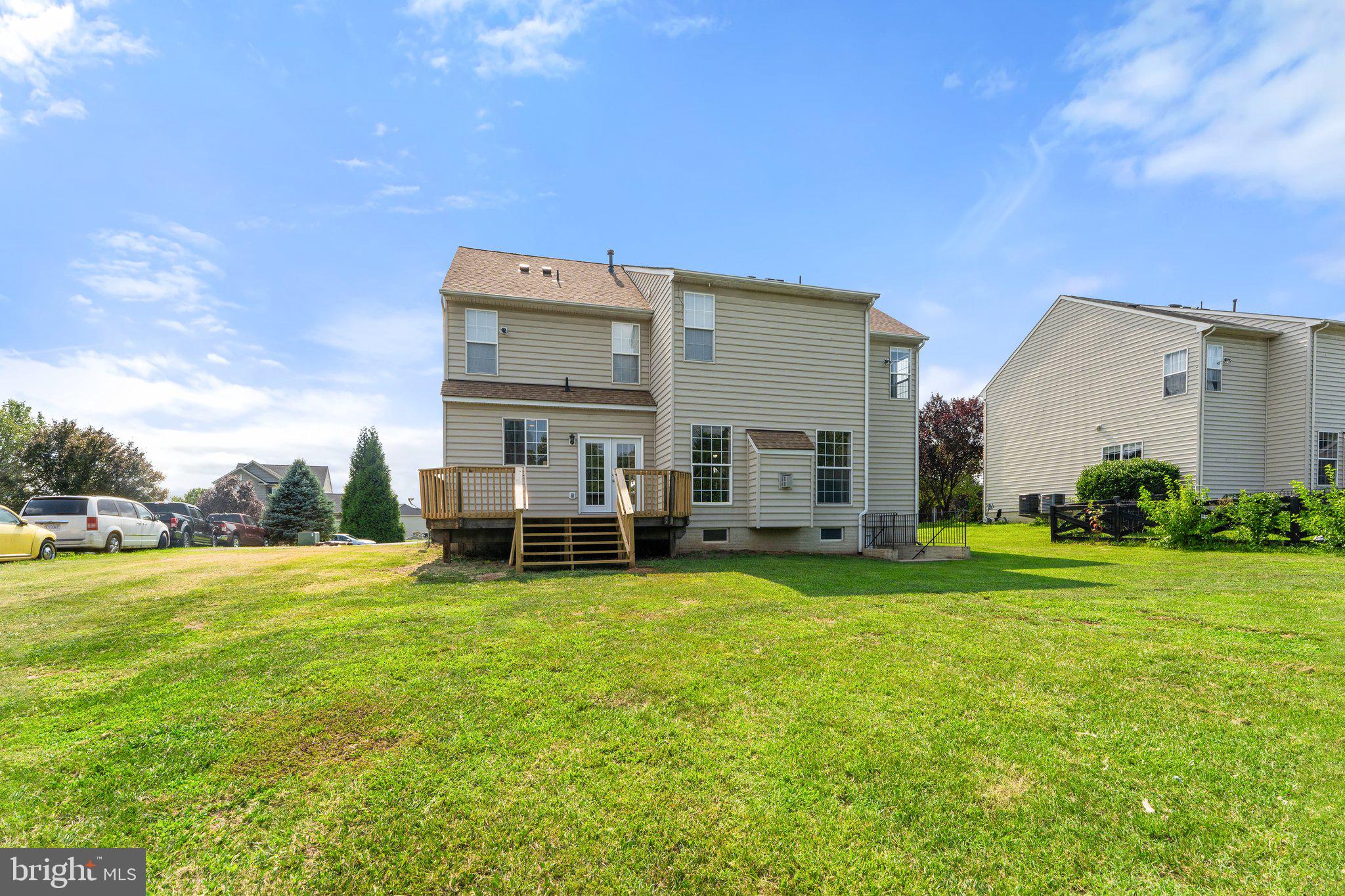 MADISON GROVE - Residential