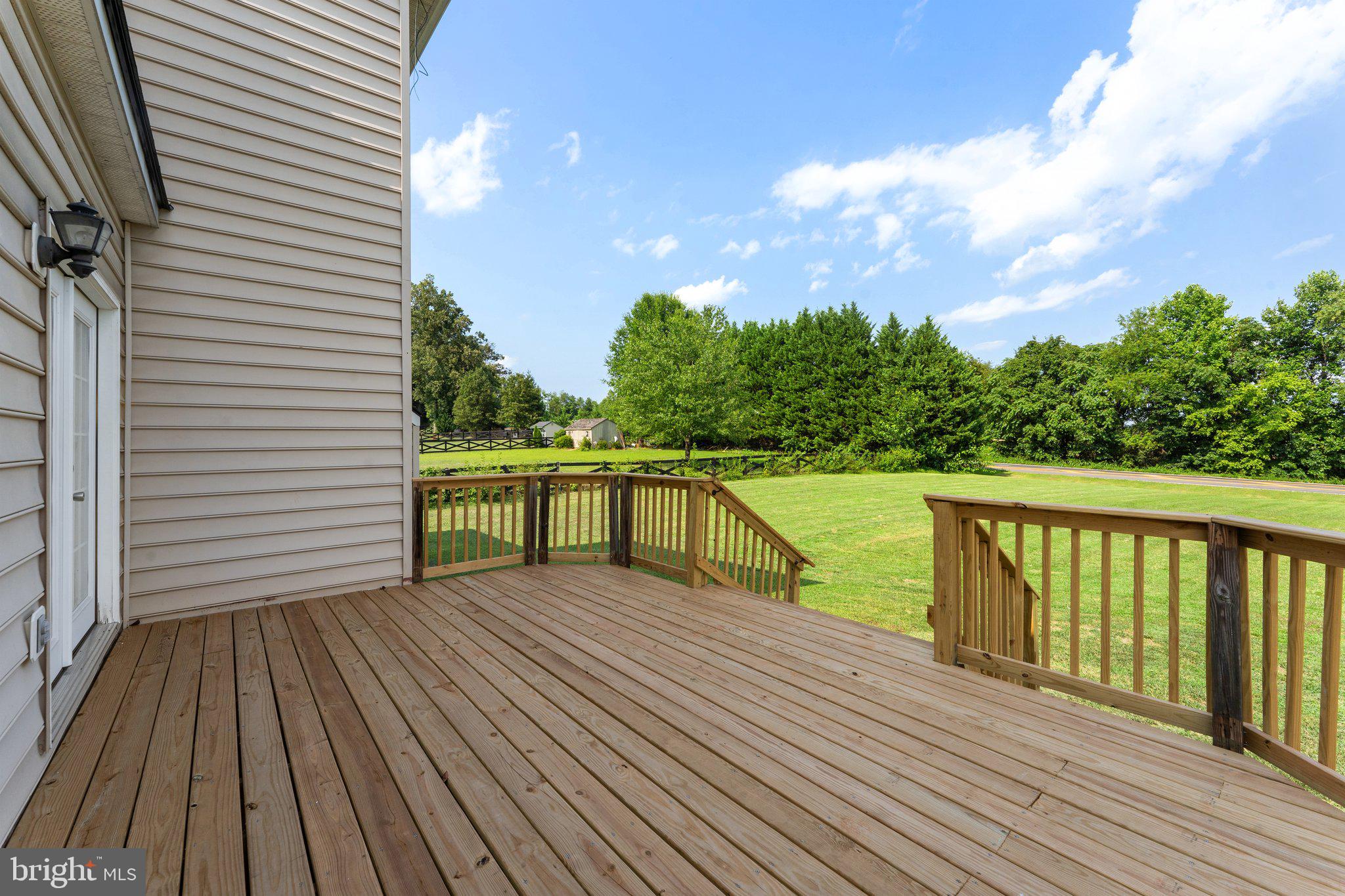 MADISON GROVE - Residential