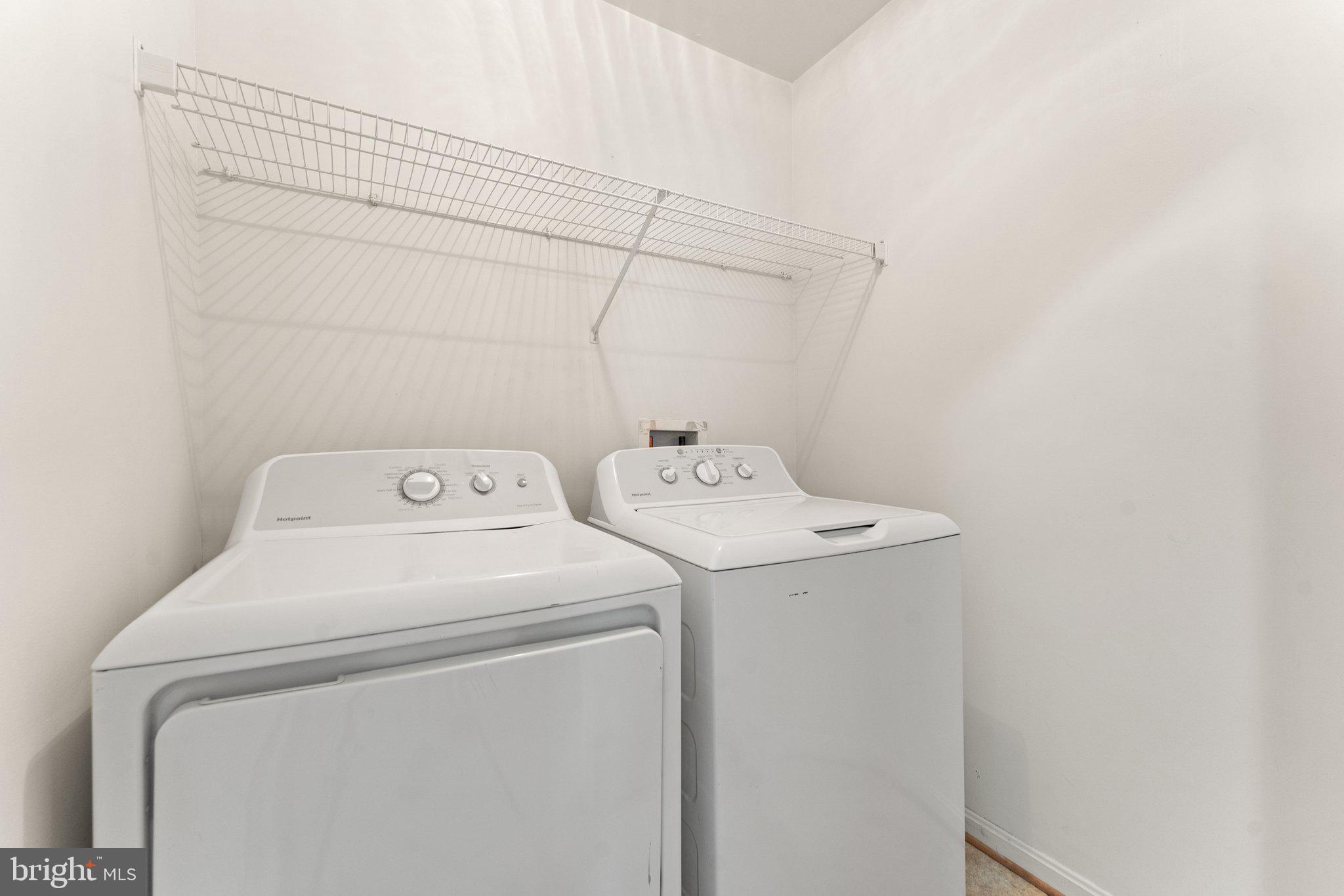 MADISON GROVE - Residential