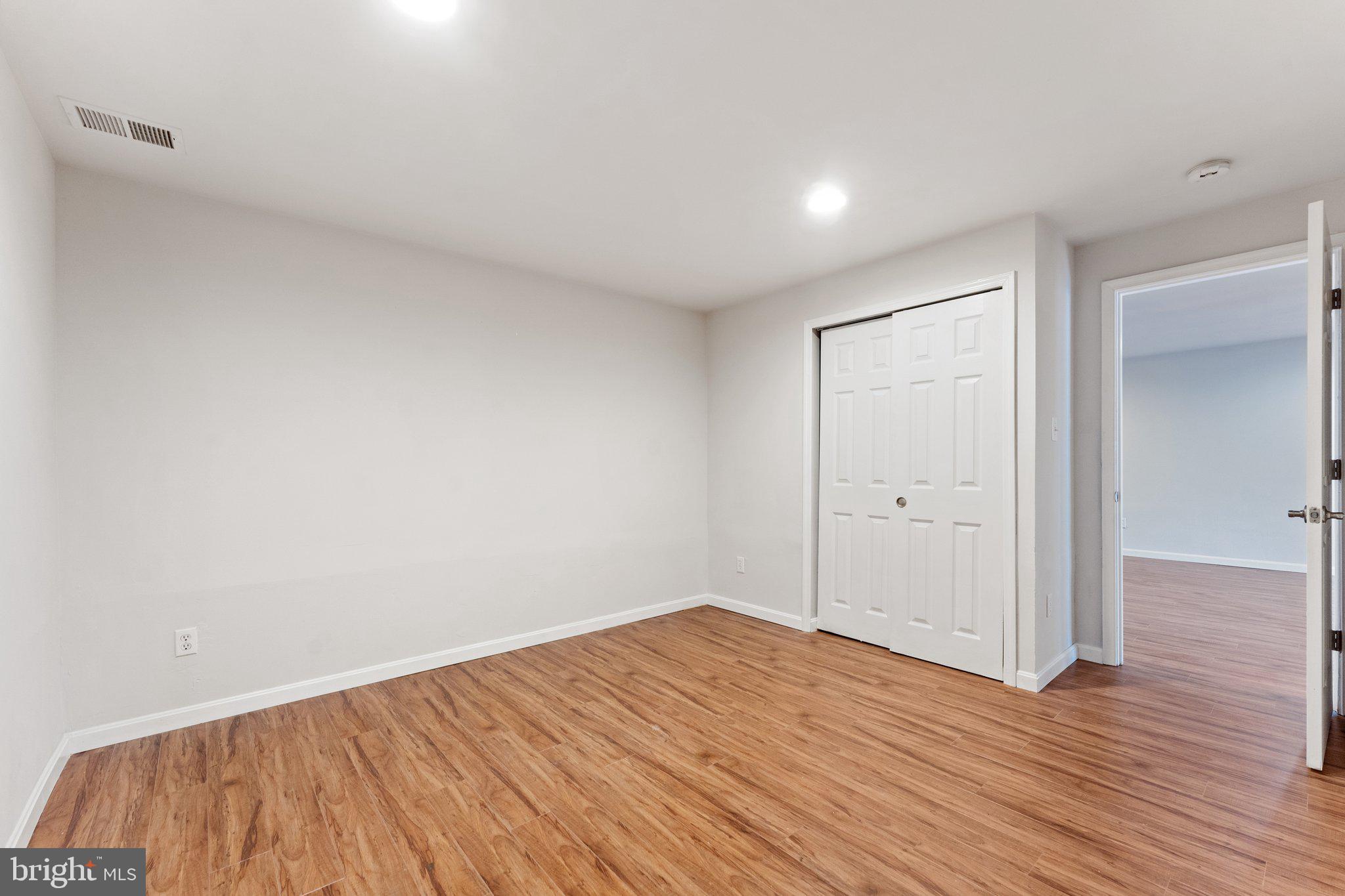 MADISON GROVE - Residential