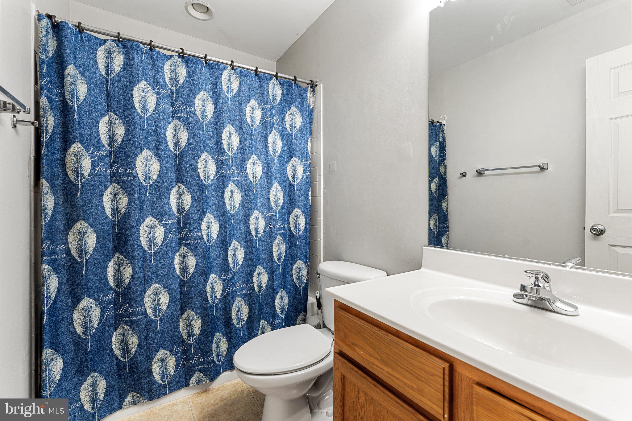 MADISON GROVE - Residential