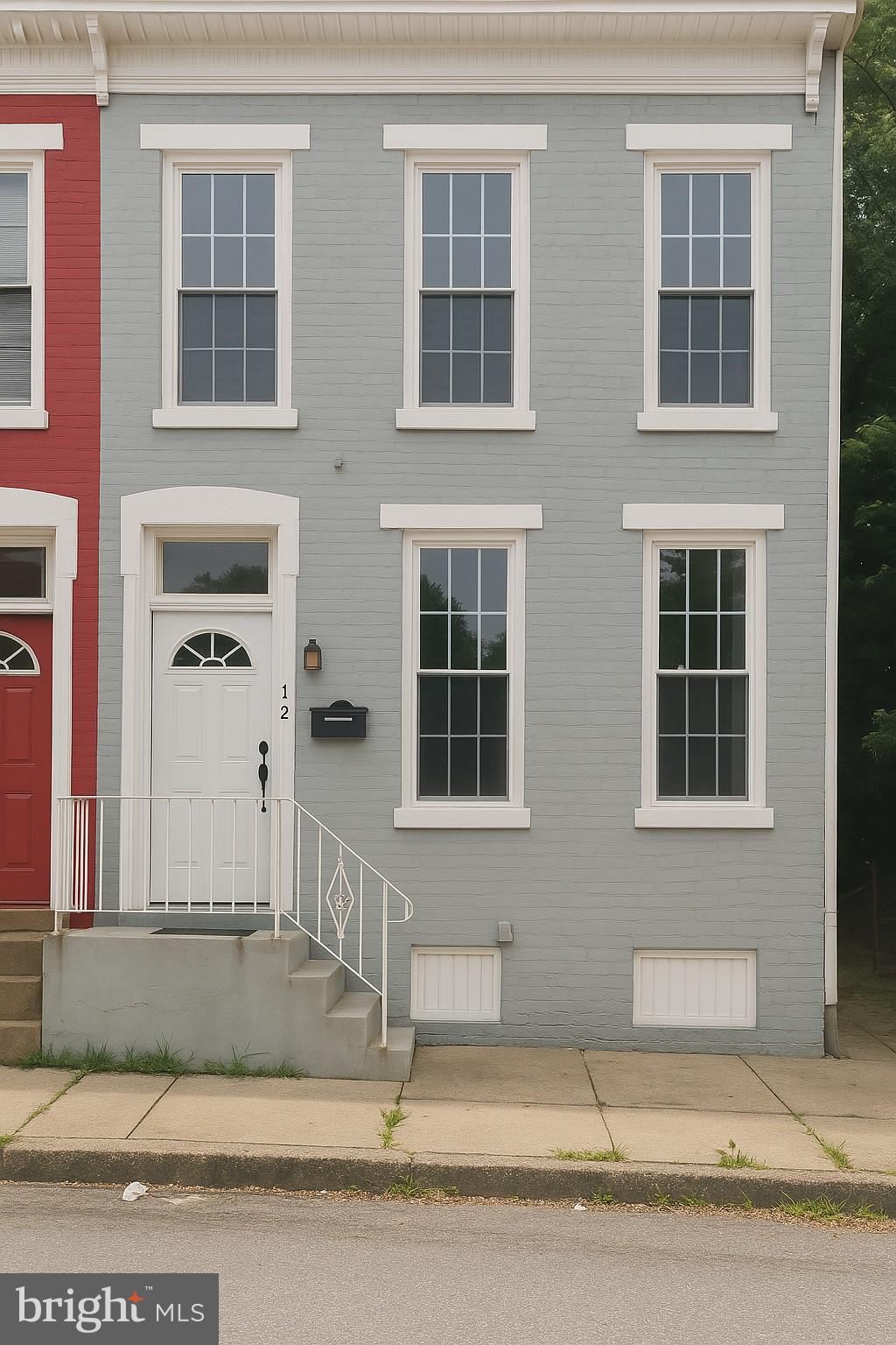 Charming 3-Bedroom Townhouse with Modern Updates and Outdoor Appeal
Welcome to this beautifully renovated 3-bedroom, 1-bath townhouse, where comfort, style, and functionality come together seamlessly. Step inside to find brand-new windows that fill the home with natural light and enhance energy efficiency. Throughout the interior, you'll enjoy sleek luxury vinyl plank (LVP) flooring and fresh paint that give the space a bright, modern feel.
The updated kitchen features newer appliances, ideal for both everyday meals and entertaining. Step outside to a backyard designed for relaxation and fun—featuring a composite deck, concrete patio, fire ring, and a vinyl privacy fence. With electric outlets running around the perimeter, the backyard is ready for lighting, music, and all your outdoor entertaining needs.
Move-in ready and thoughtfully upgraded, this charming townhouse is a perfect blend of indoor comfort and outdoor enjoyment. Don’t miss your chance to call it home!