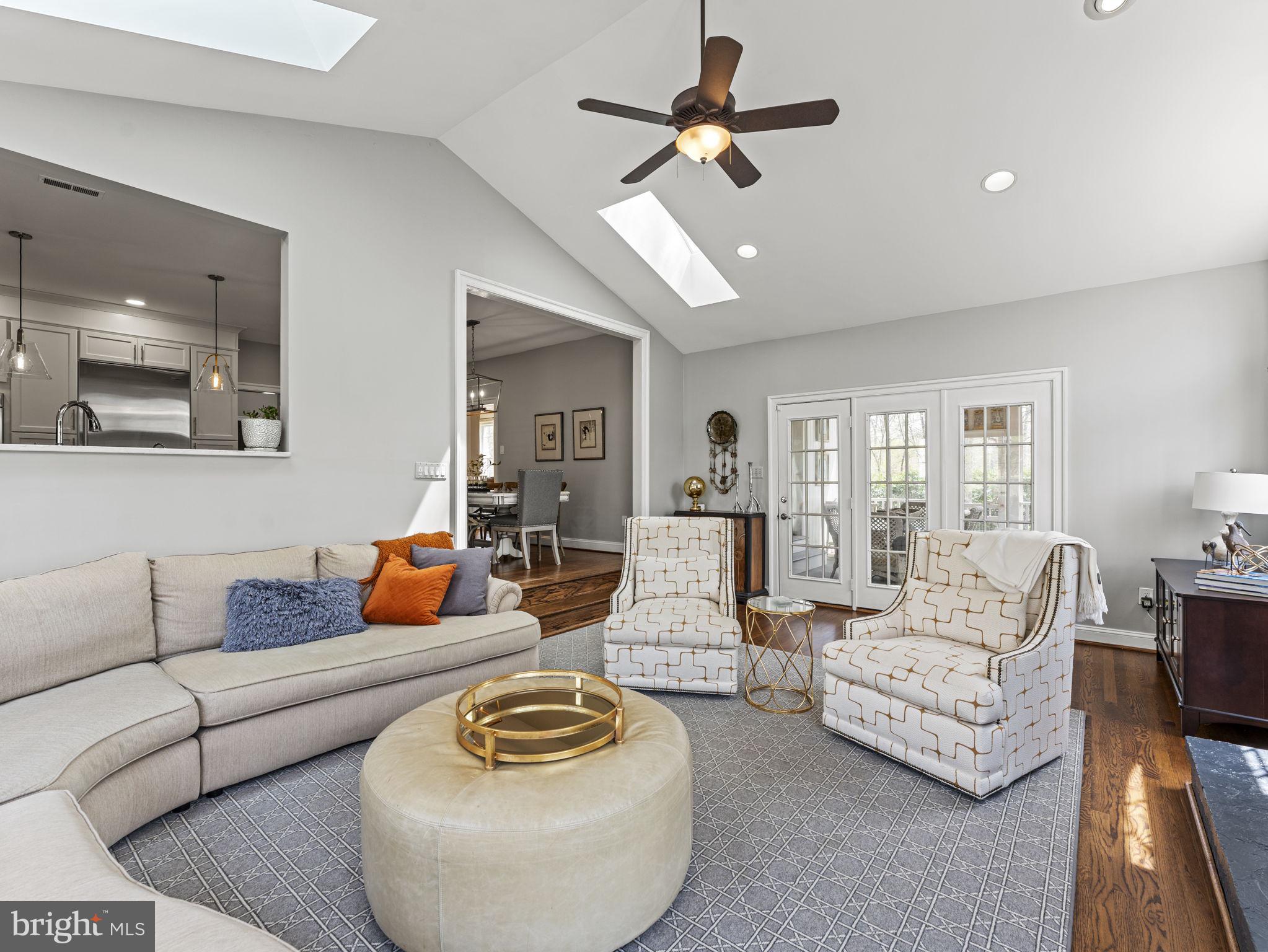 GLEN HILLS - Residential