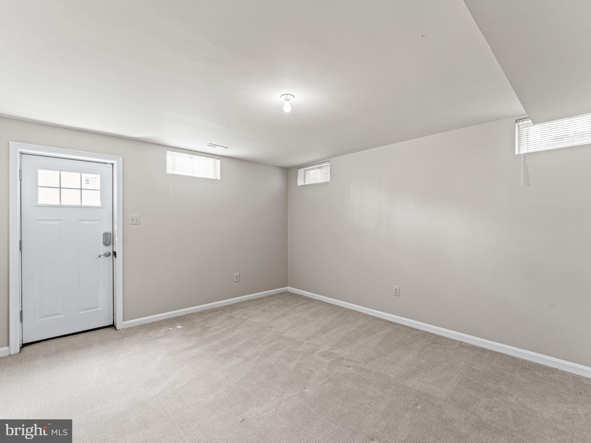 GLEN HILLS - Residential