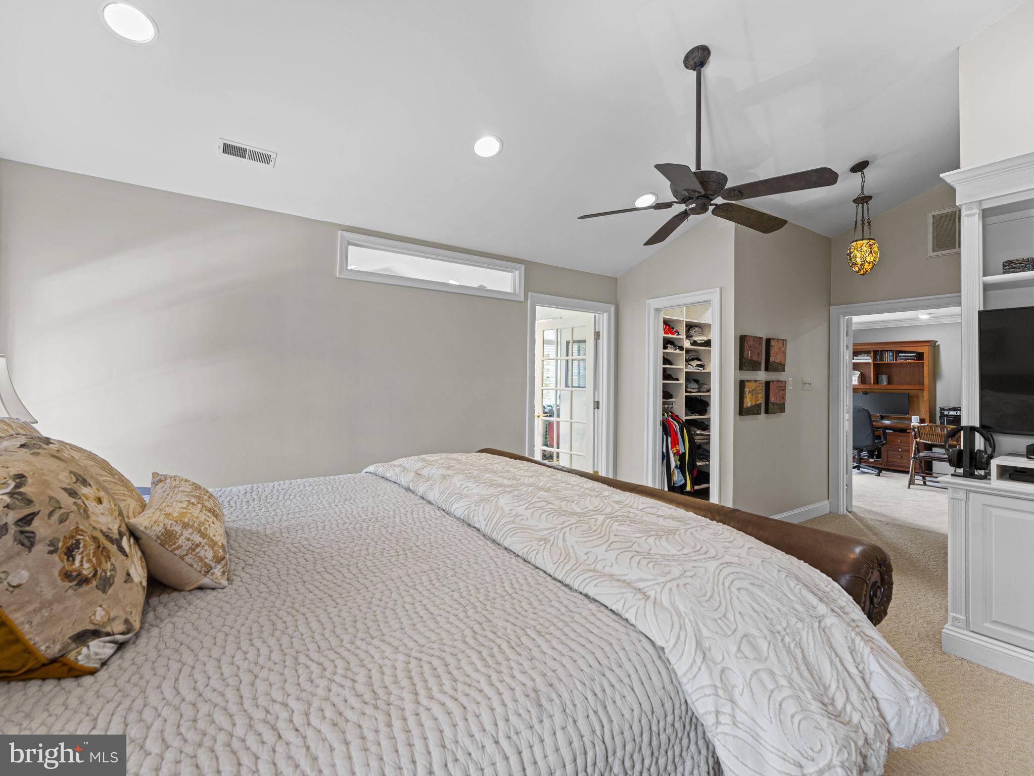 GLEN HILLS - Residential