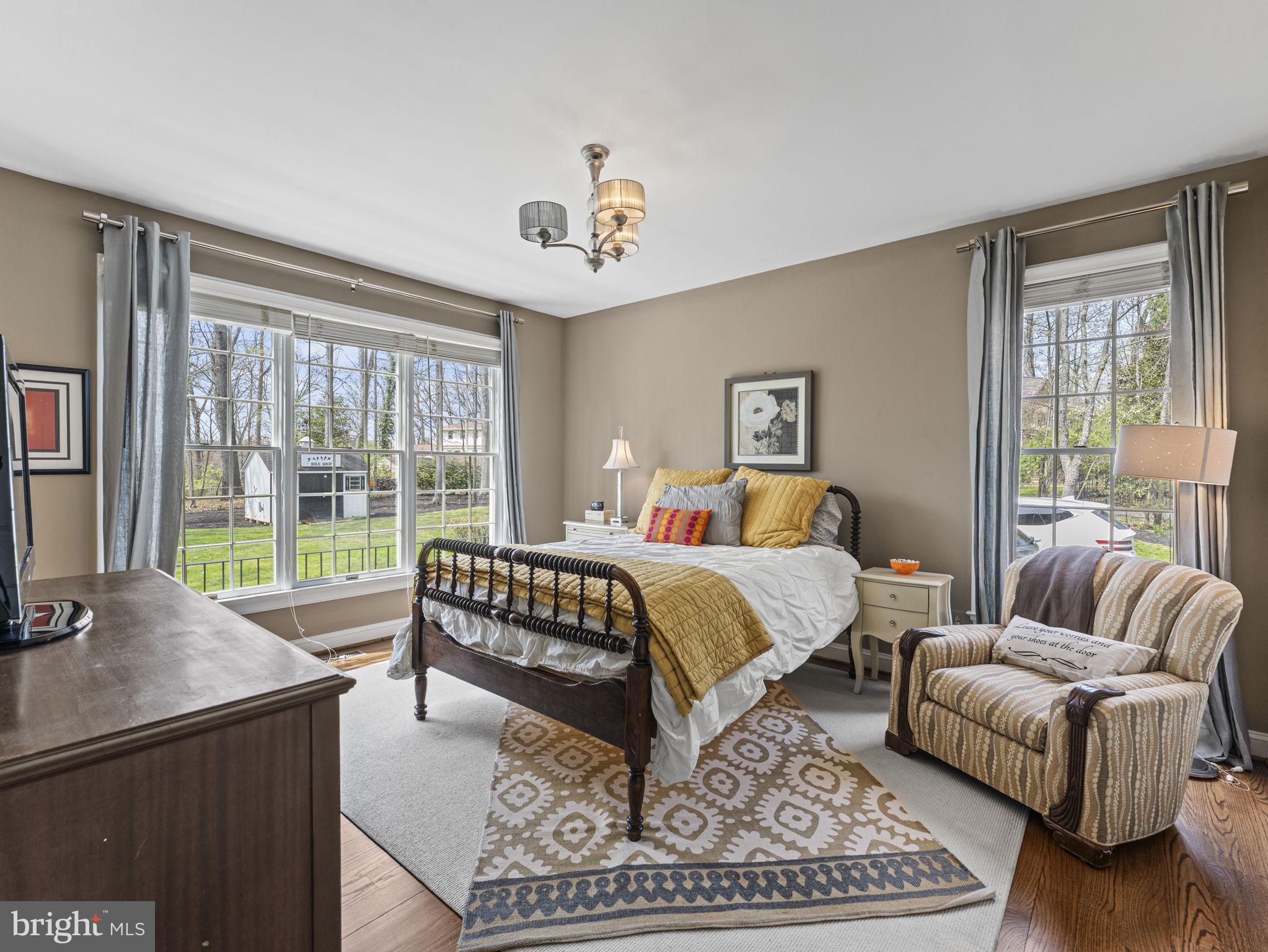 GLEN HILLS - Residential