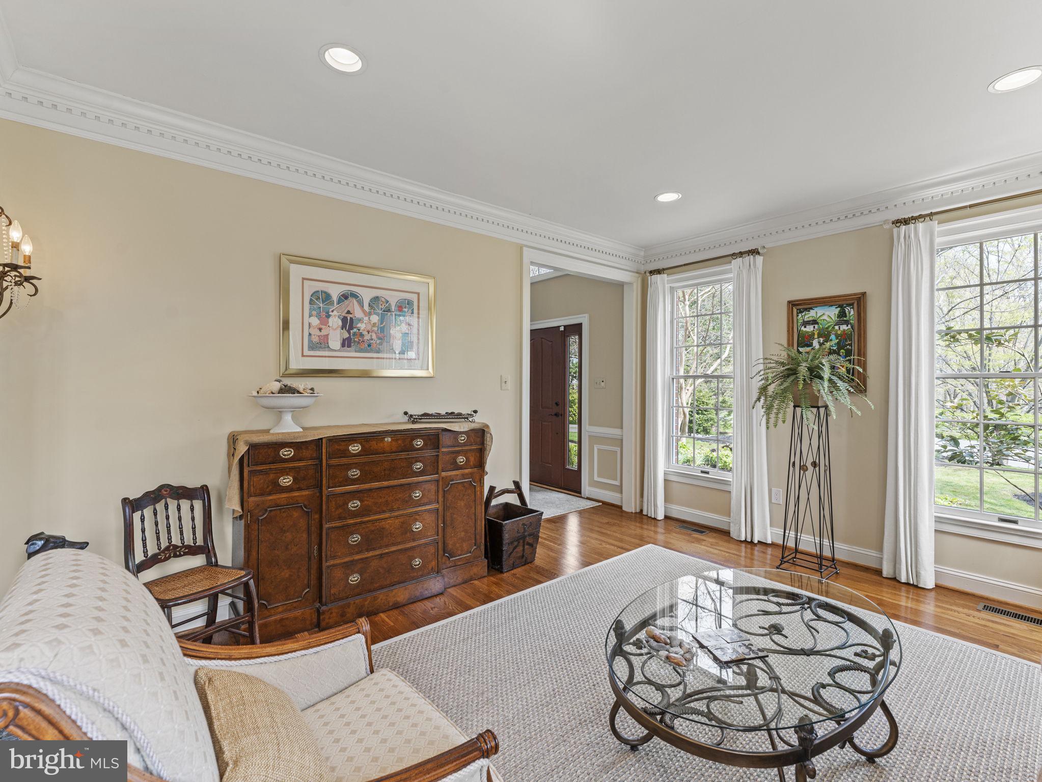 GLEN HILLS - Residential