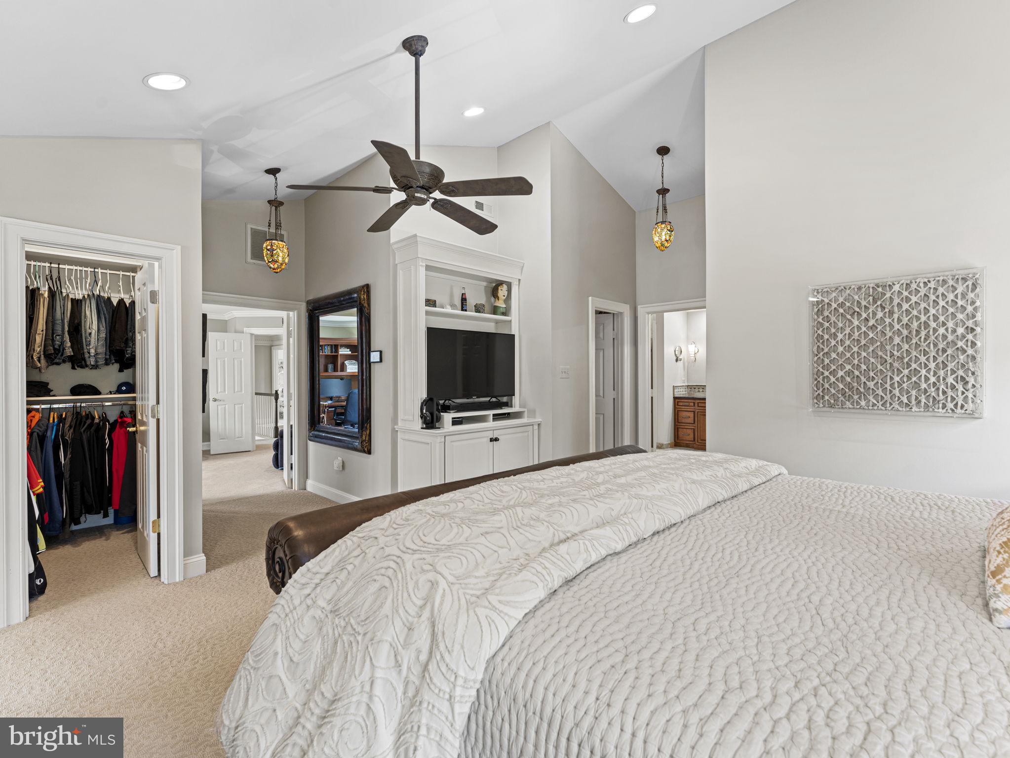 GLEN HILLS - Residential