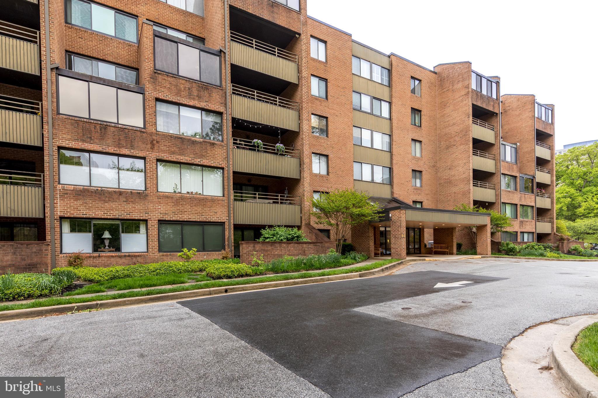 TOWSONGATE CONDOMINIUMS - Residential