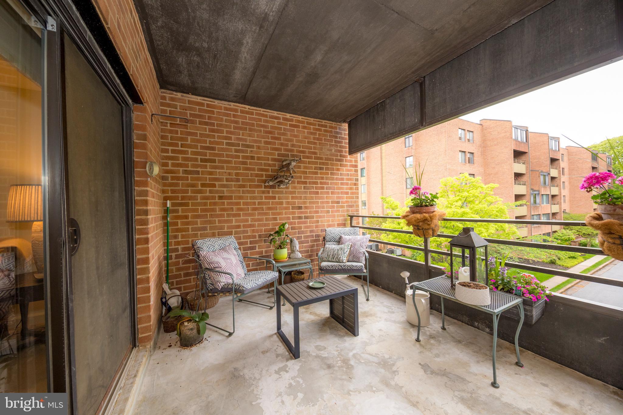 TOWSONGATE CONDOMINIUMS - Residential