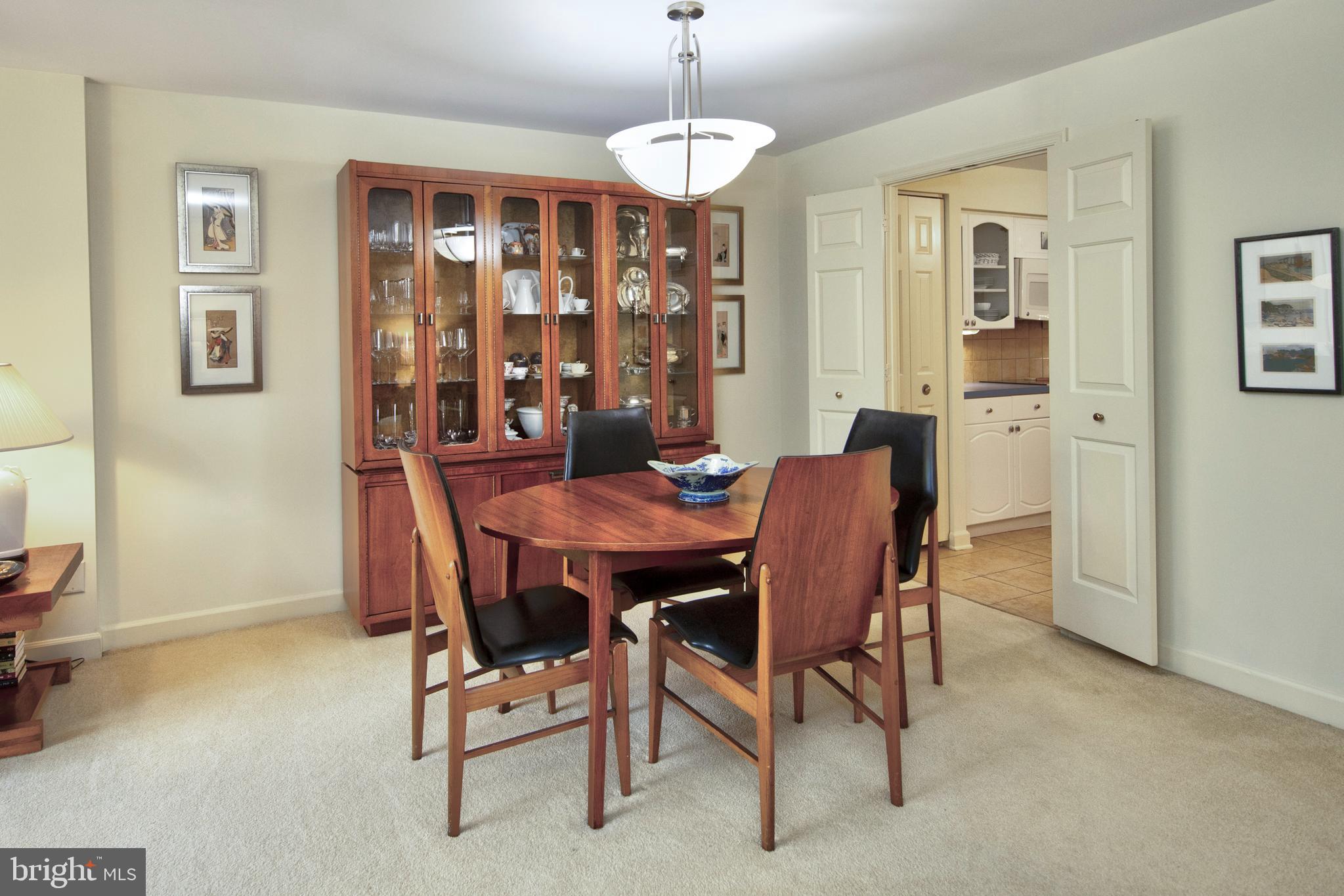 TOWSONGATE CONDOMINIUMS - Residential