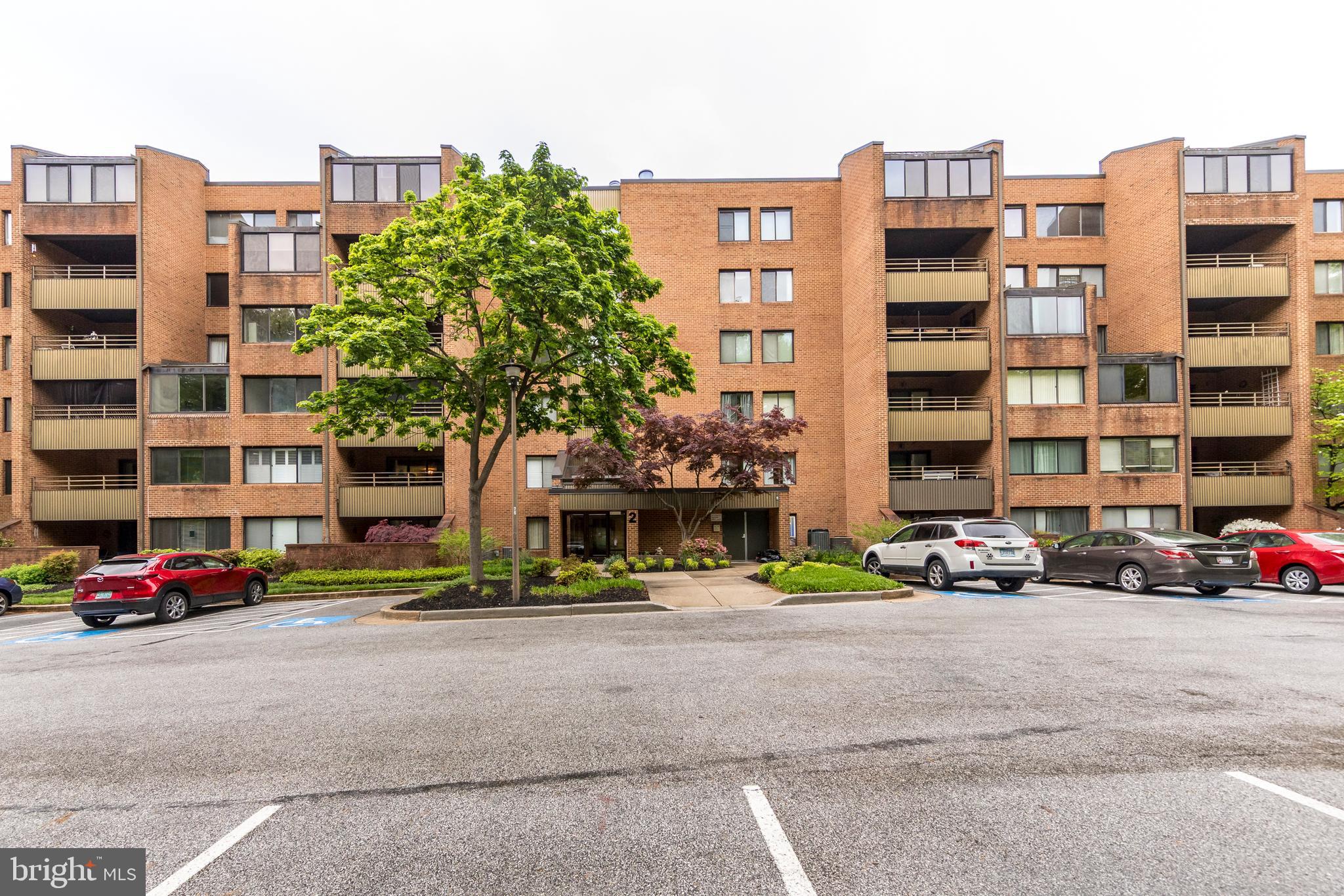 TOWSONGATE CONDOMINIUMS - Residential
