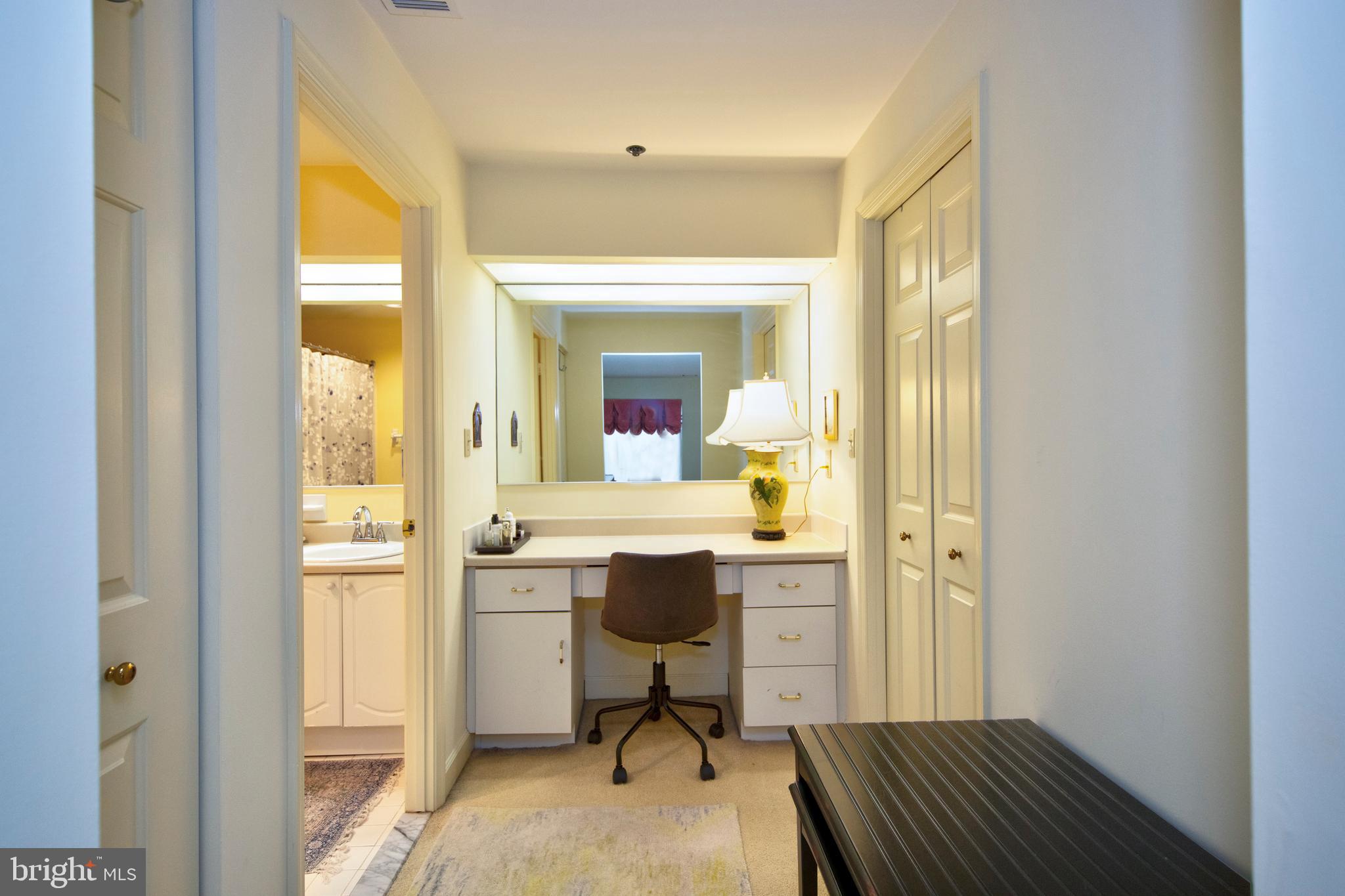 TOWSONGATE CONDOMINIUMS - Residential