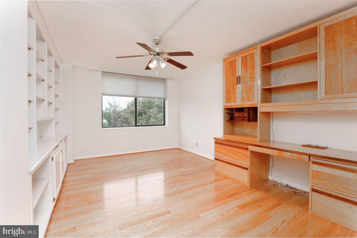 SKYLINE HOUSE - Residential