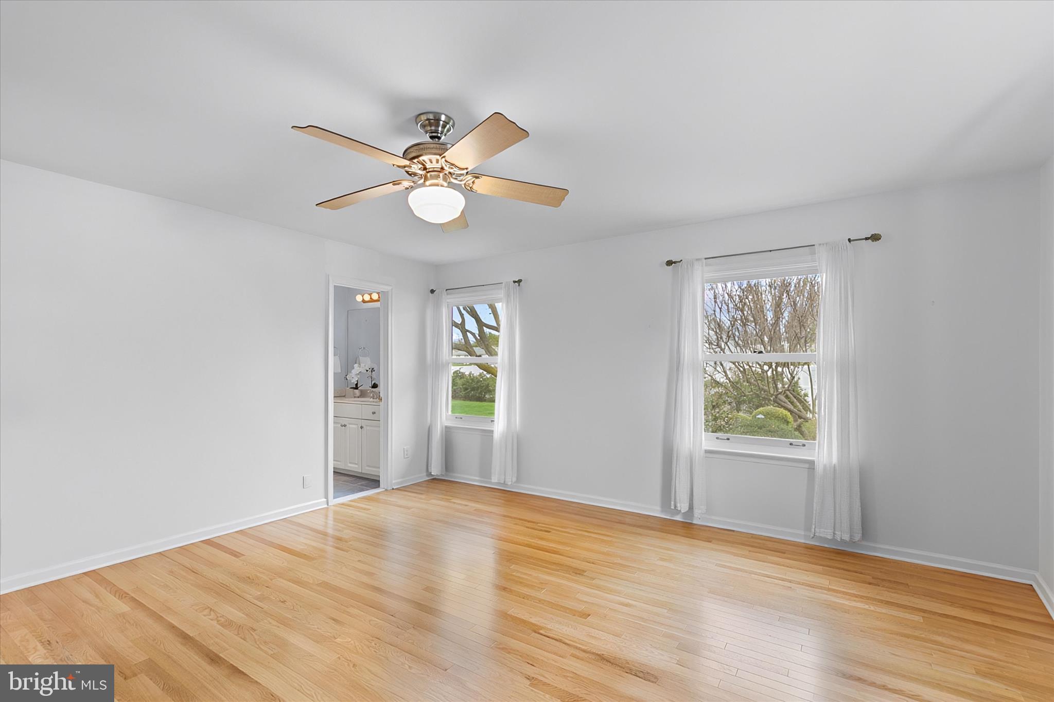 SEABREEZE DEV - Residential