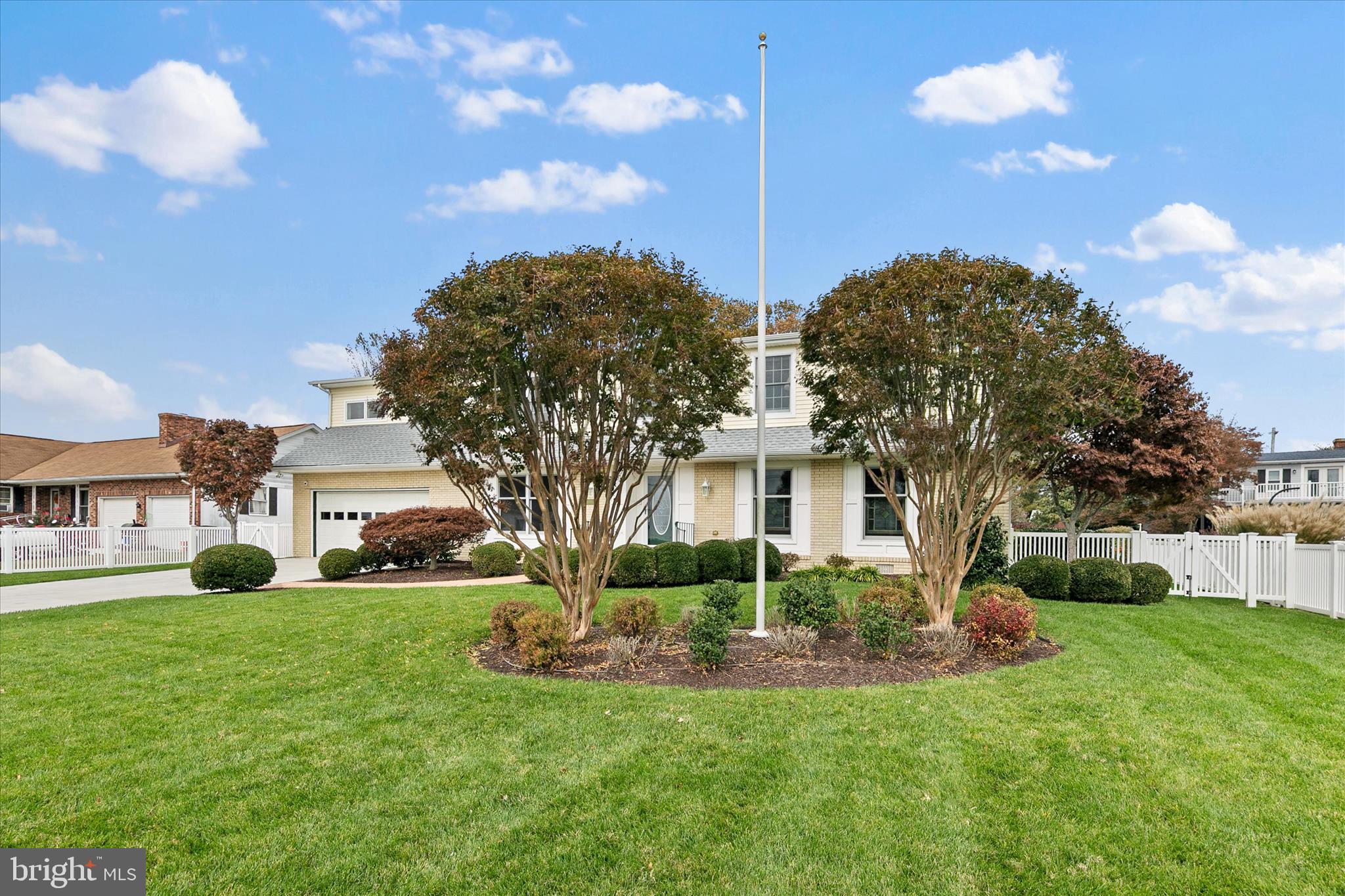 SEABREEZE DEV - Residential