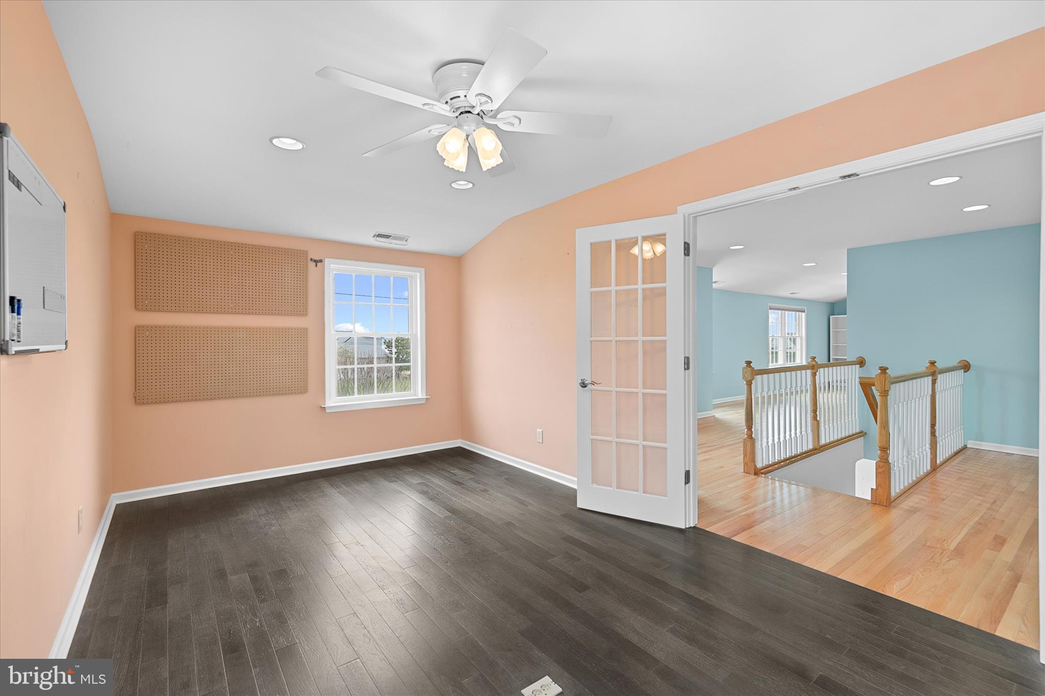 SEABREEZE DEV - Residential