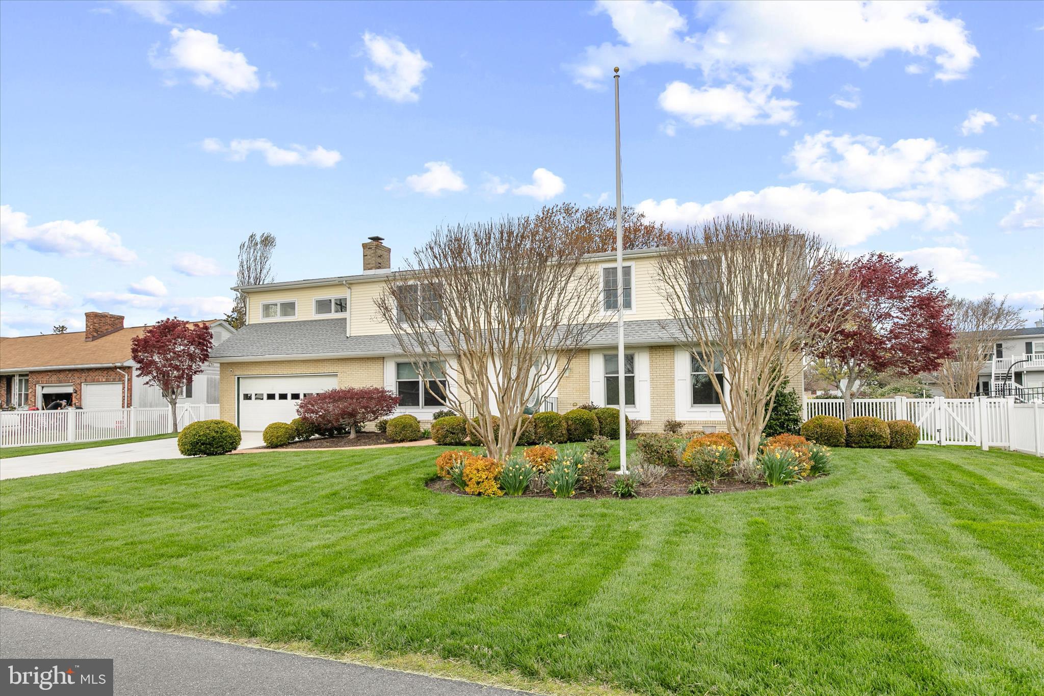 SEABREEZE DEV - Residential