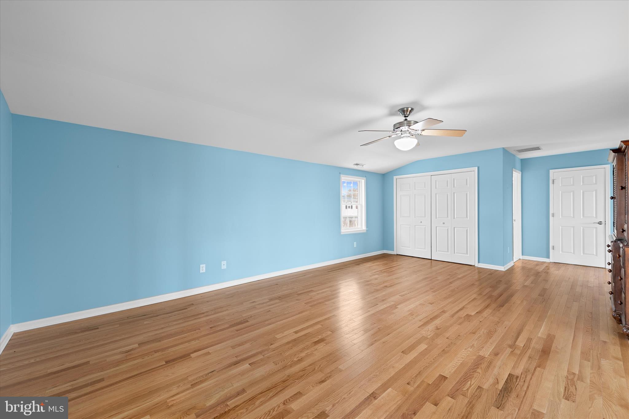 SEABREEZE DEV - Residential