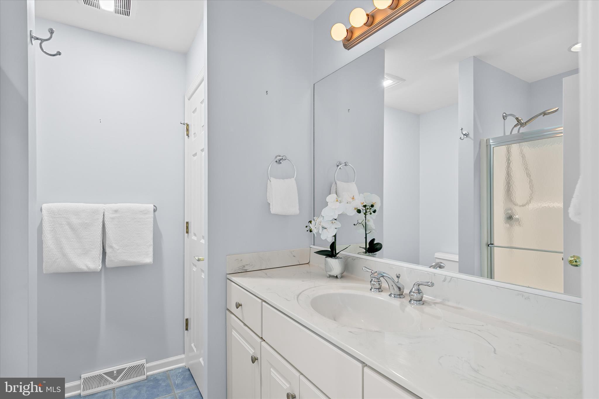 SEABREEZE DEV - Residential