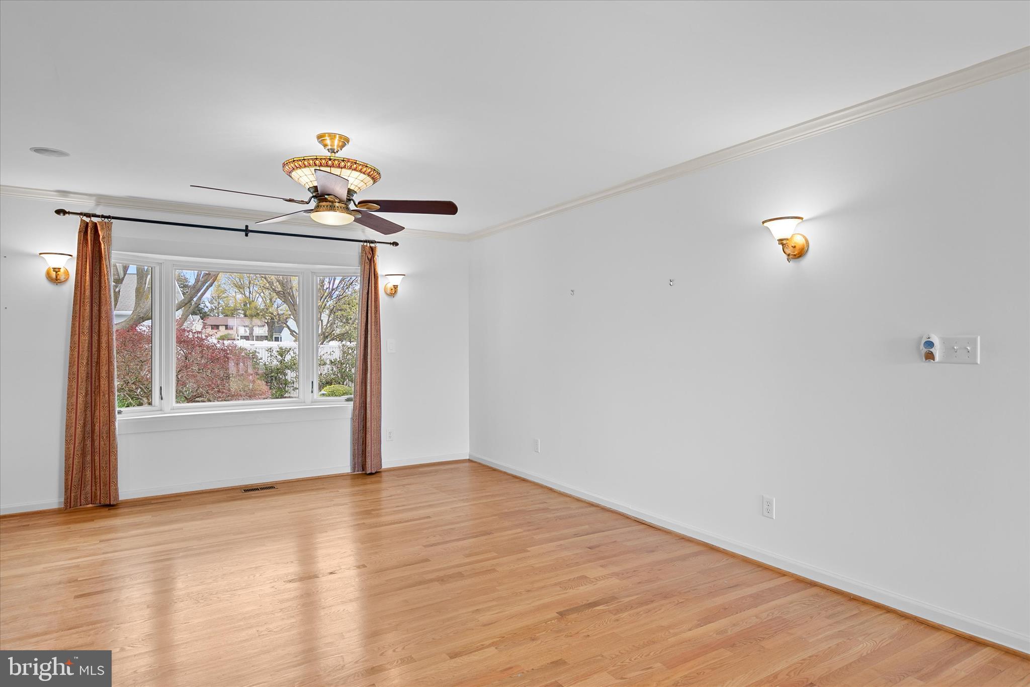 SEABREEZE DEV - Residential