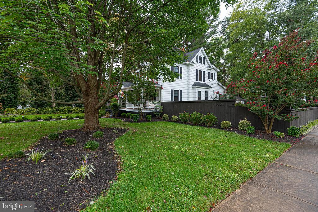1000 CAMDEN AVENUE