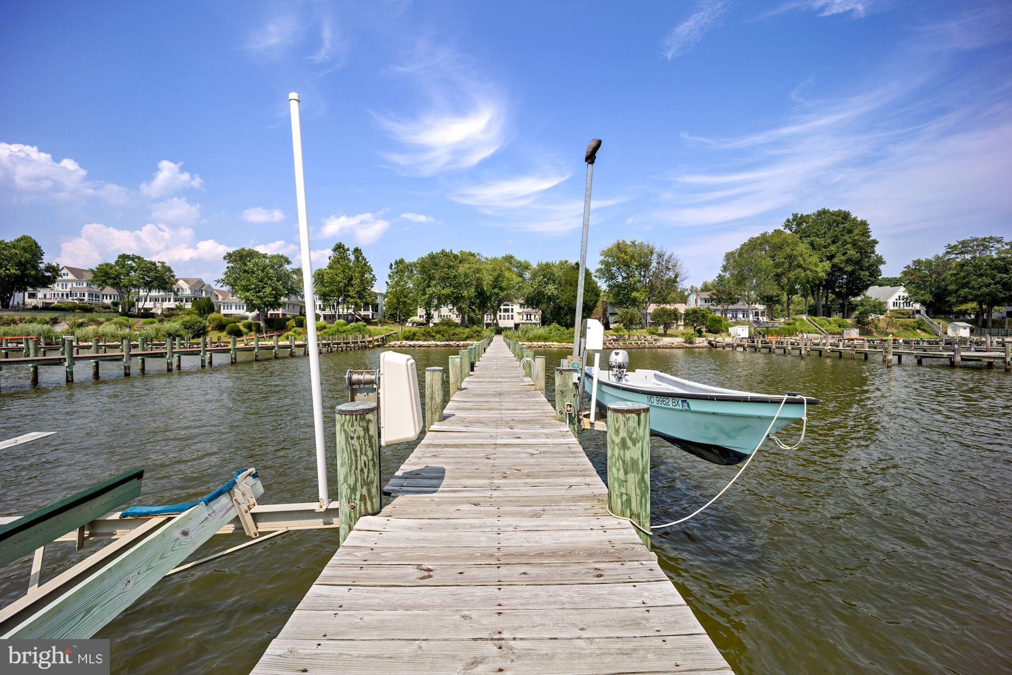 RHODE POINT - Residential