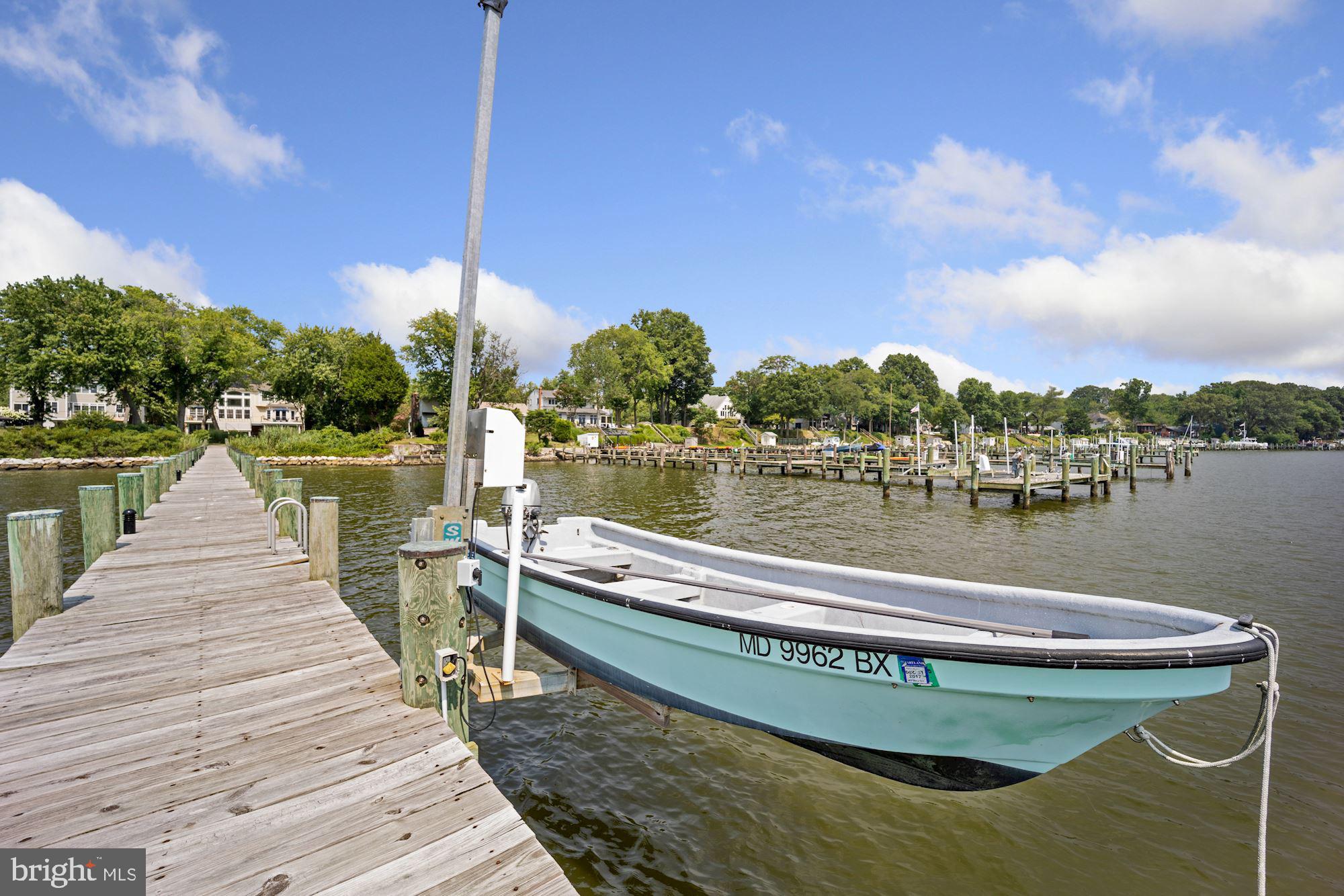 RHODE POINT - Residential