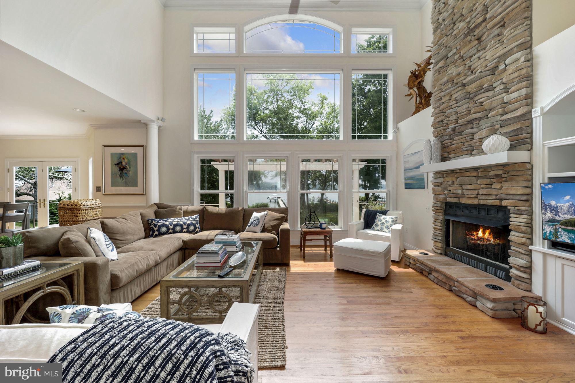 RHODE POINT - Residential