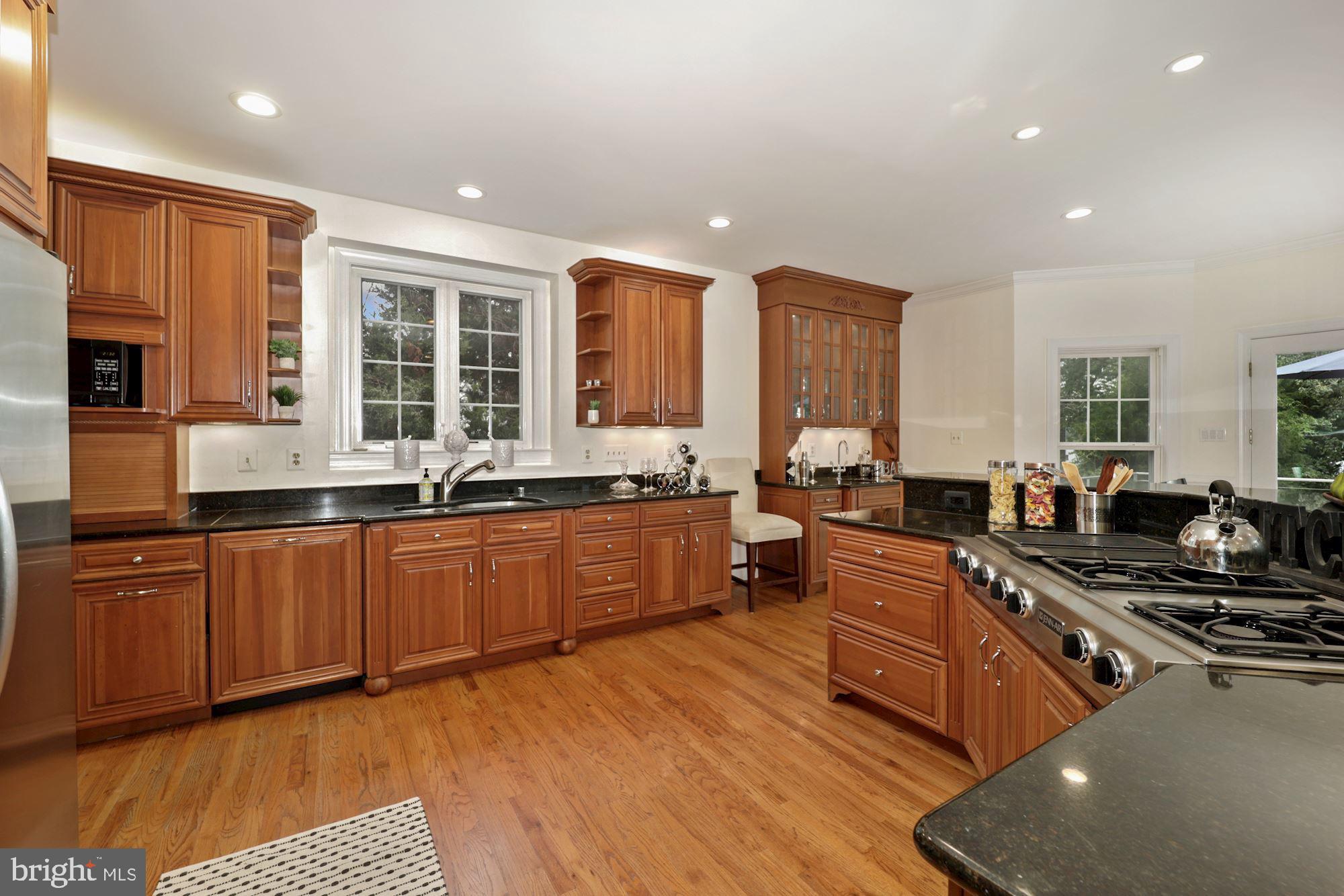 RHODE POINT - Residential