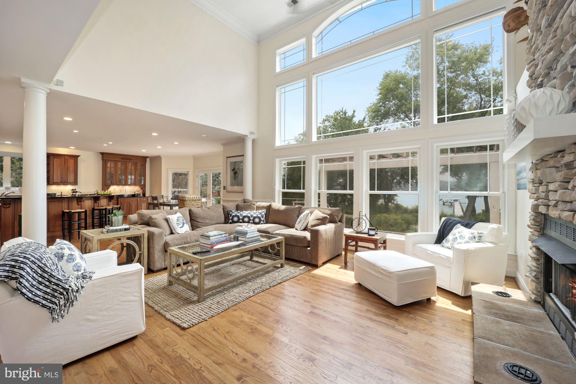 RHODE POINT - Residential