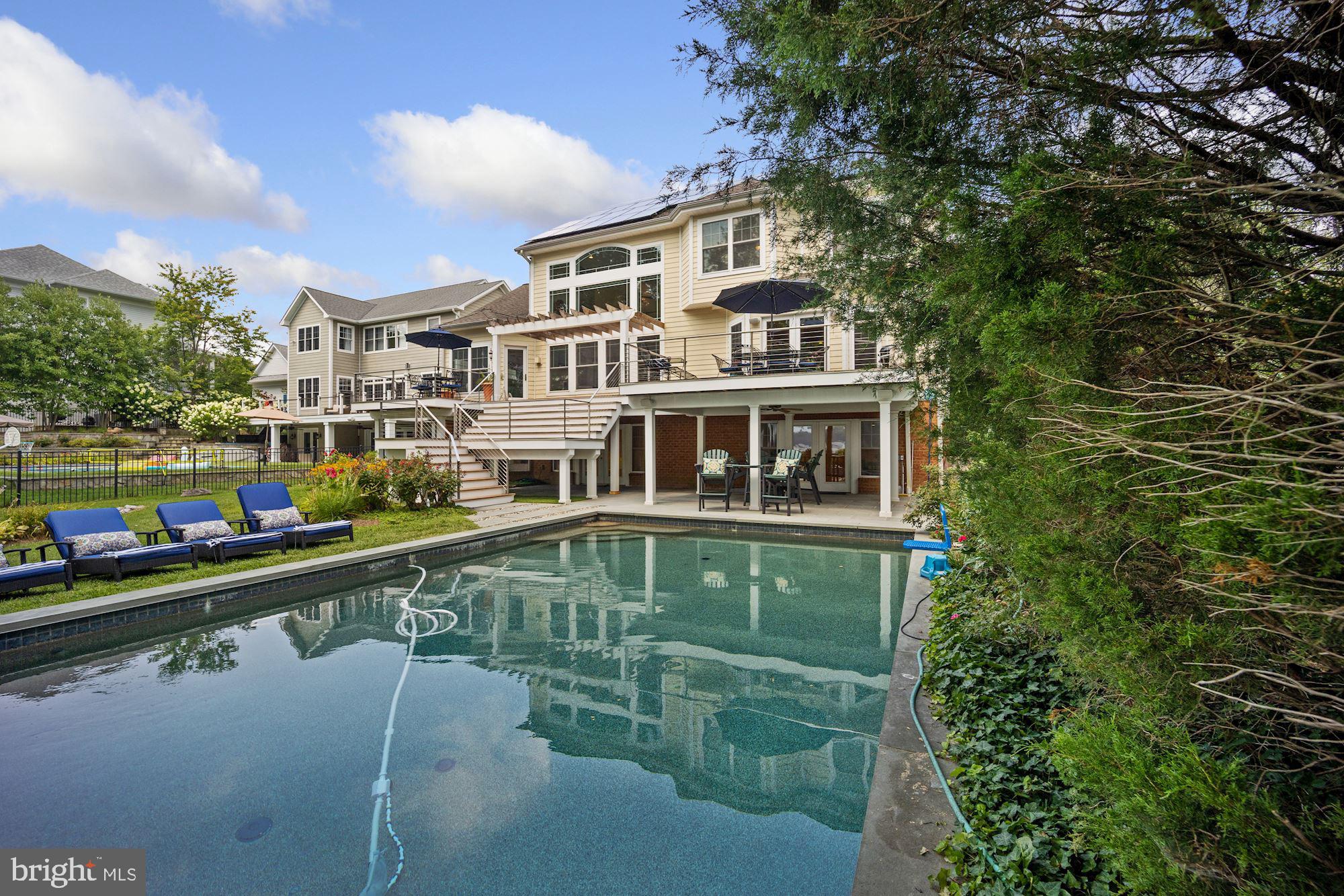 RHODE POINT - Residential