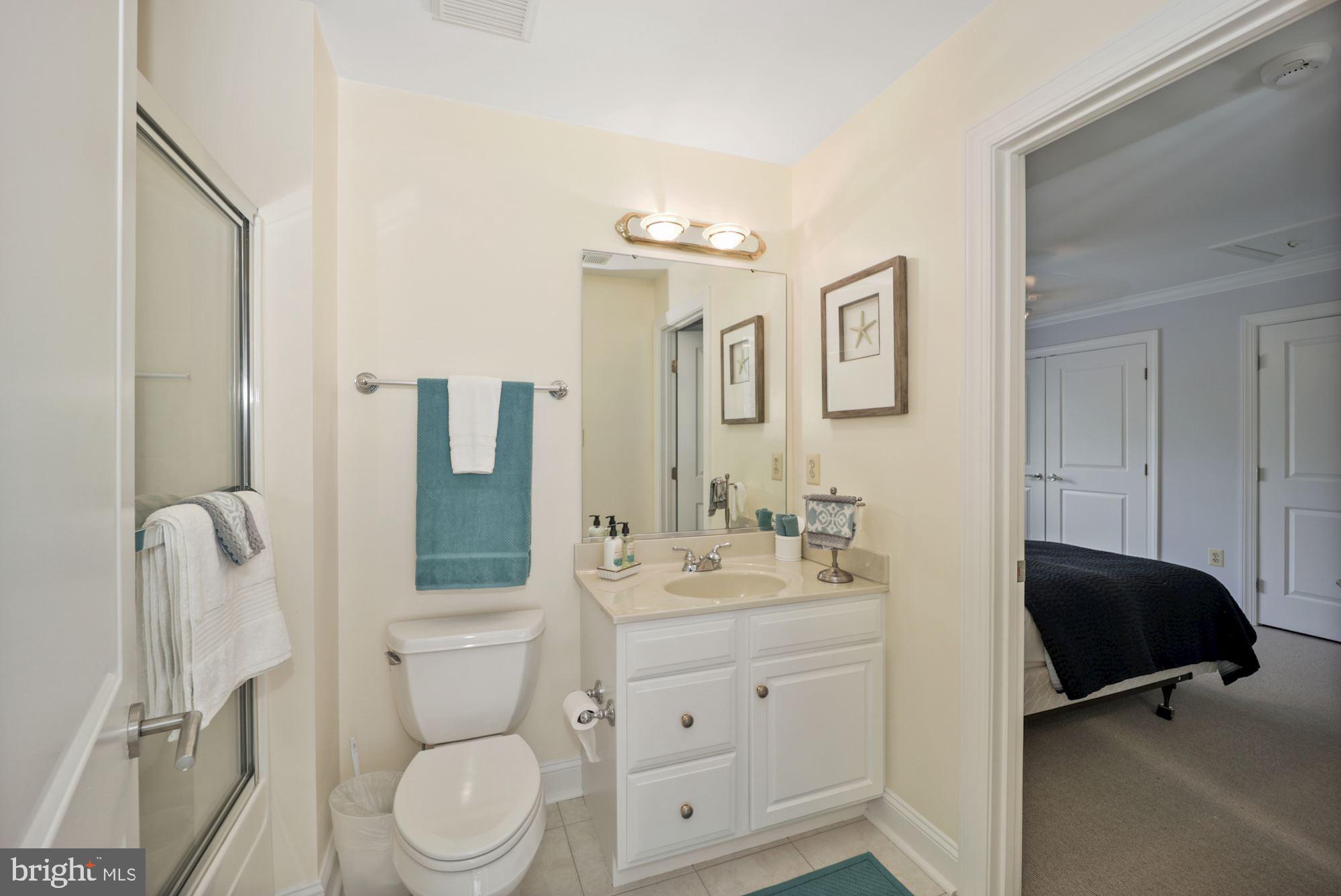 RHODE POINT - Residential