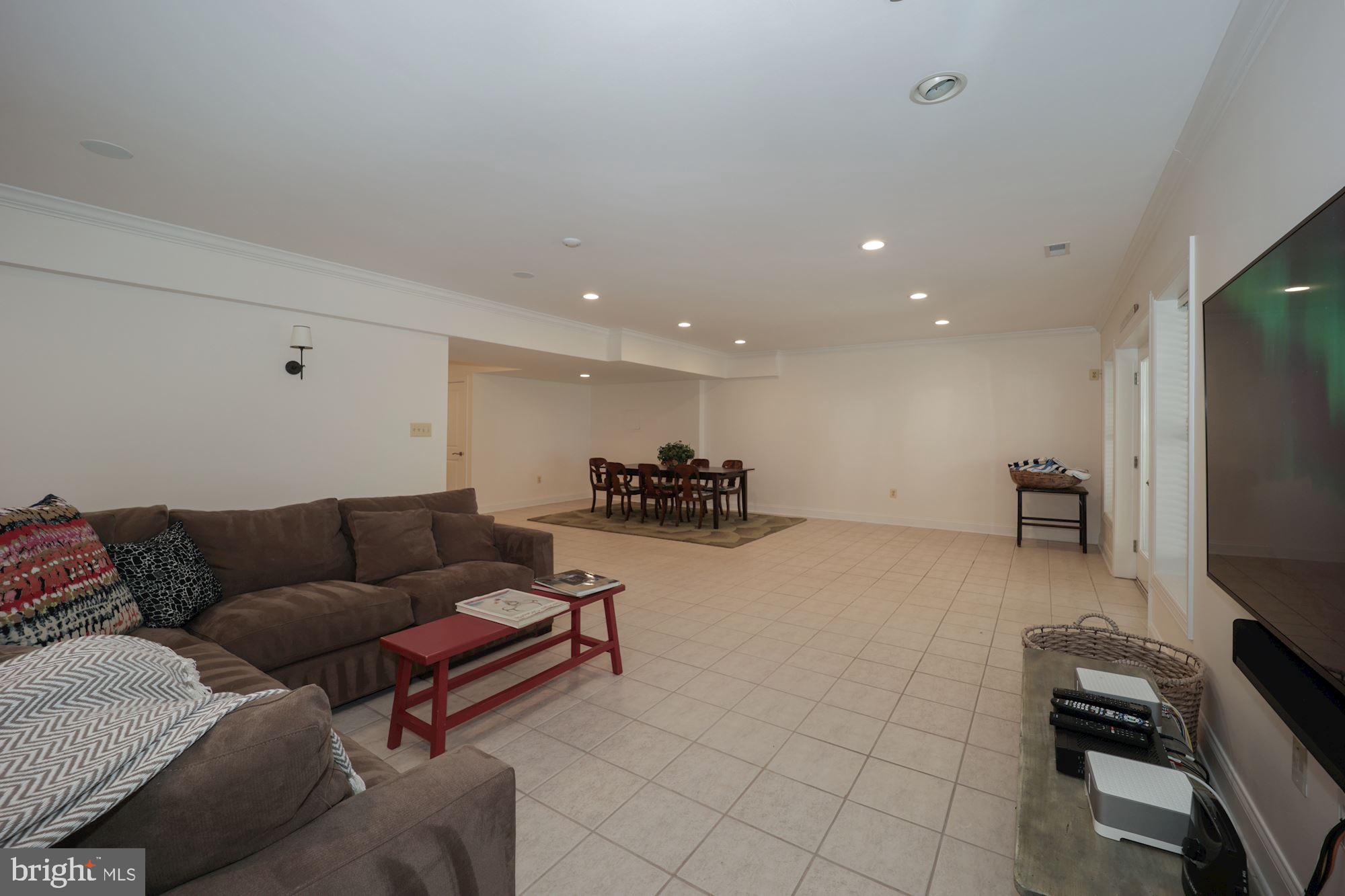 RHODE POINT - Residential