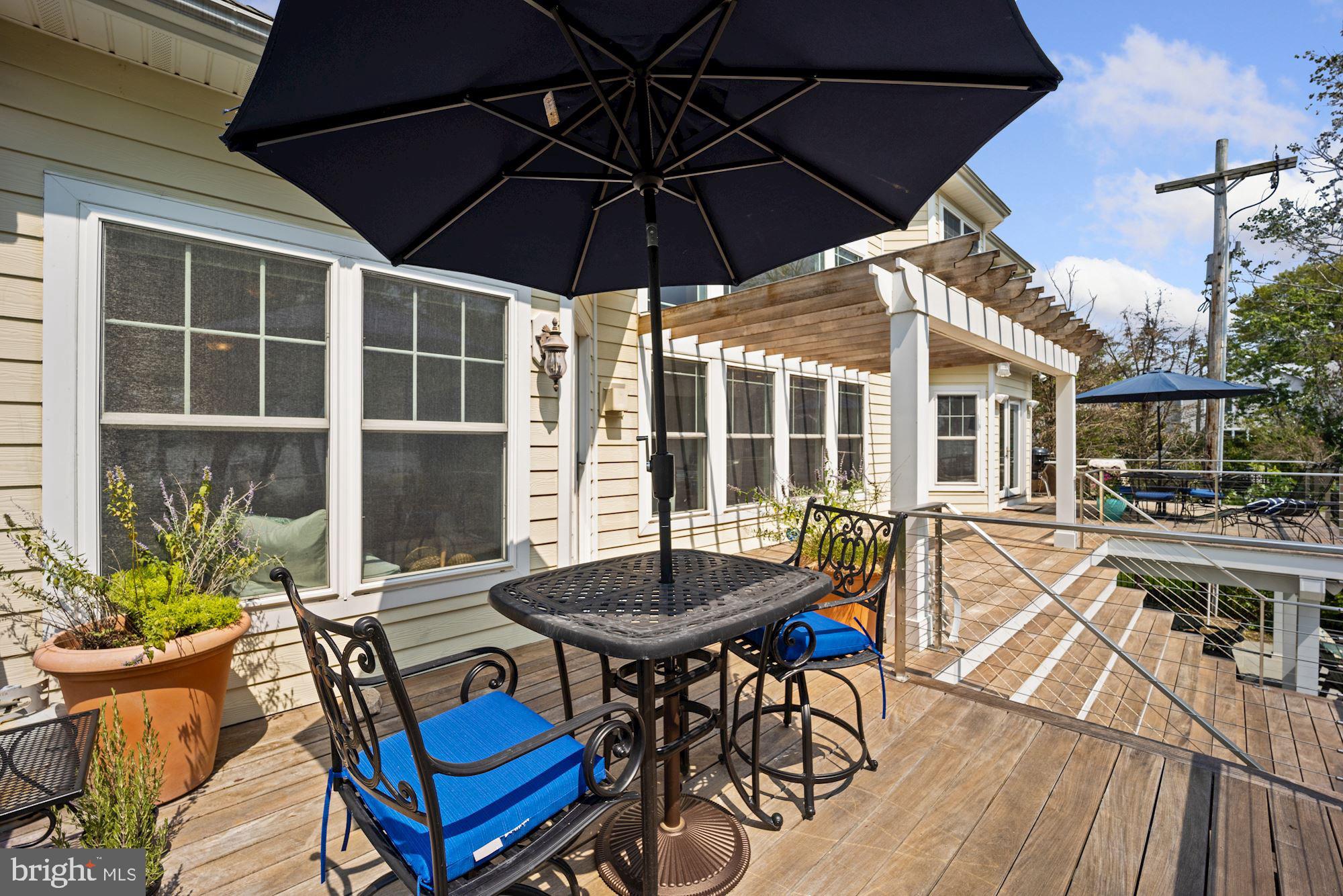 RHODE POINT - Residential