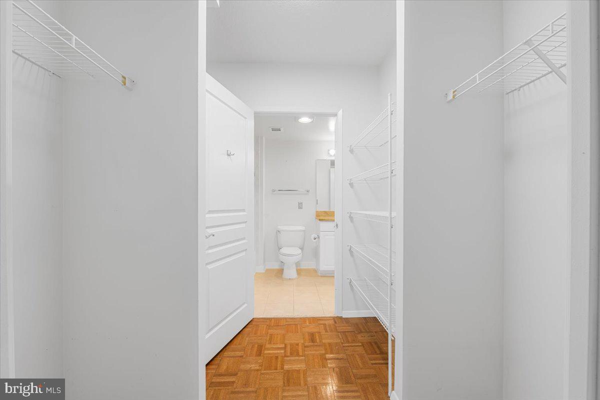 CRESCENT PLAZA - Residential