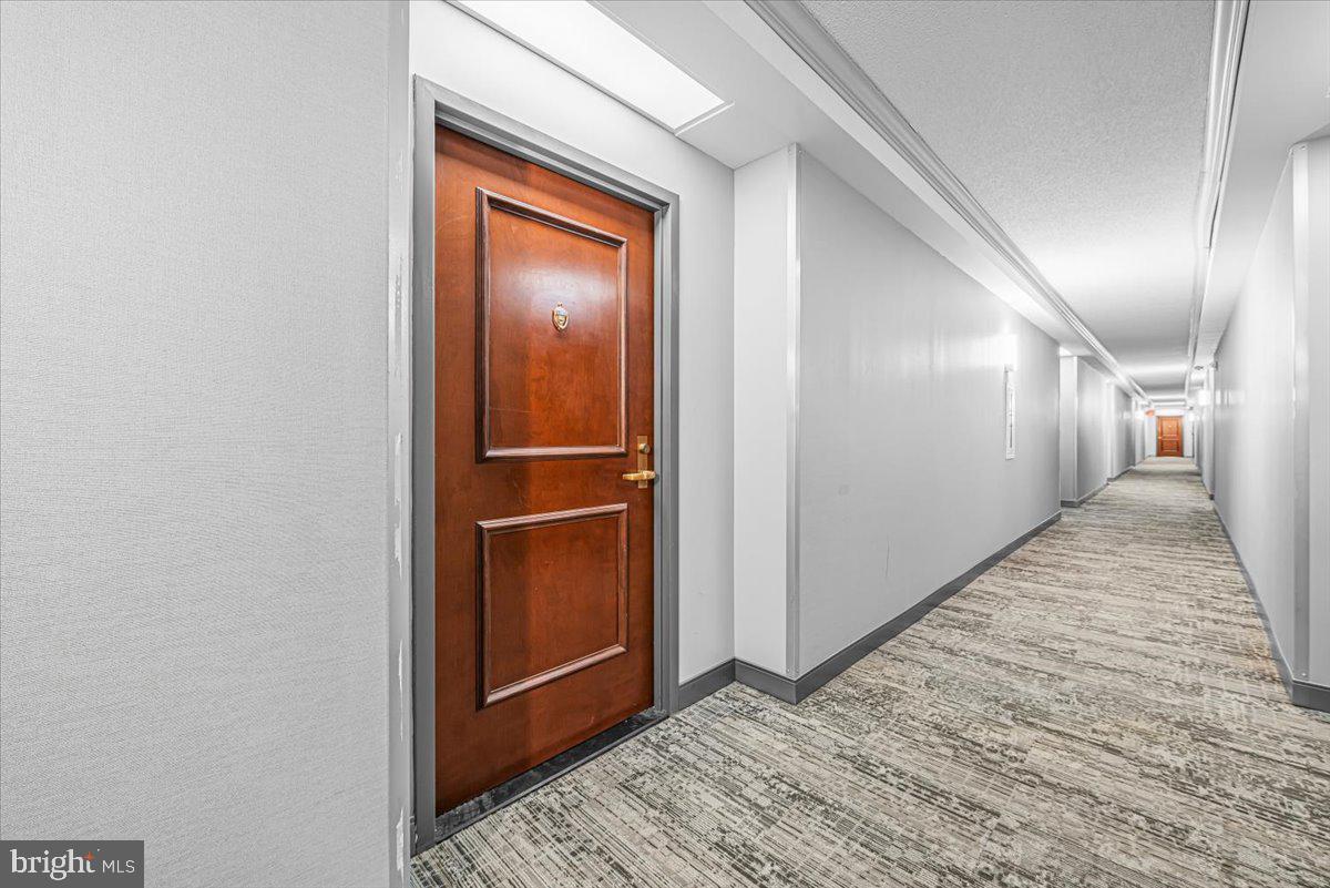 CRESCENT PLAZA - Residential