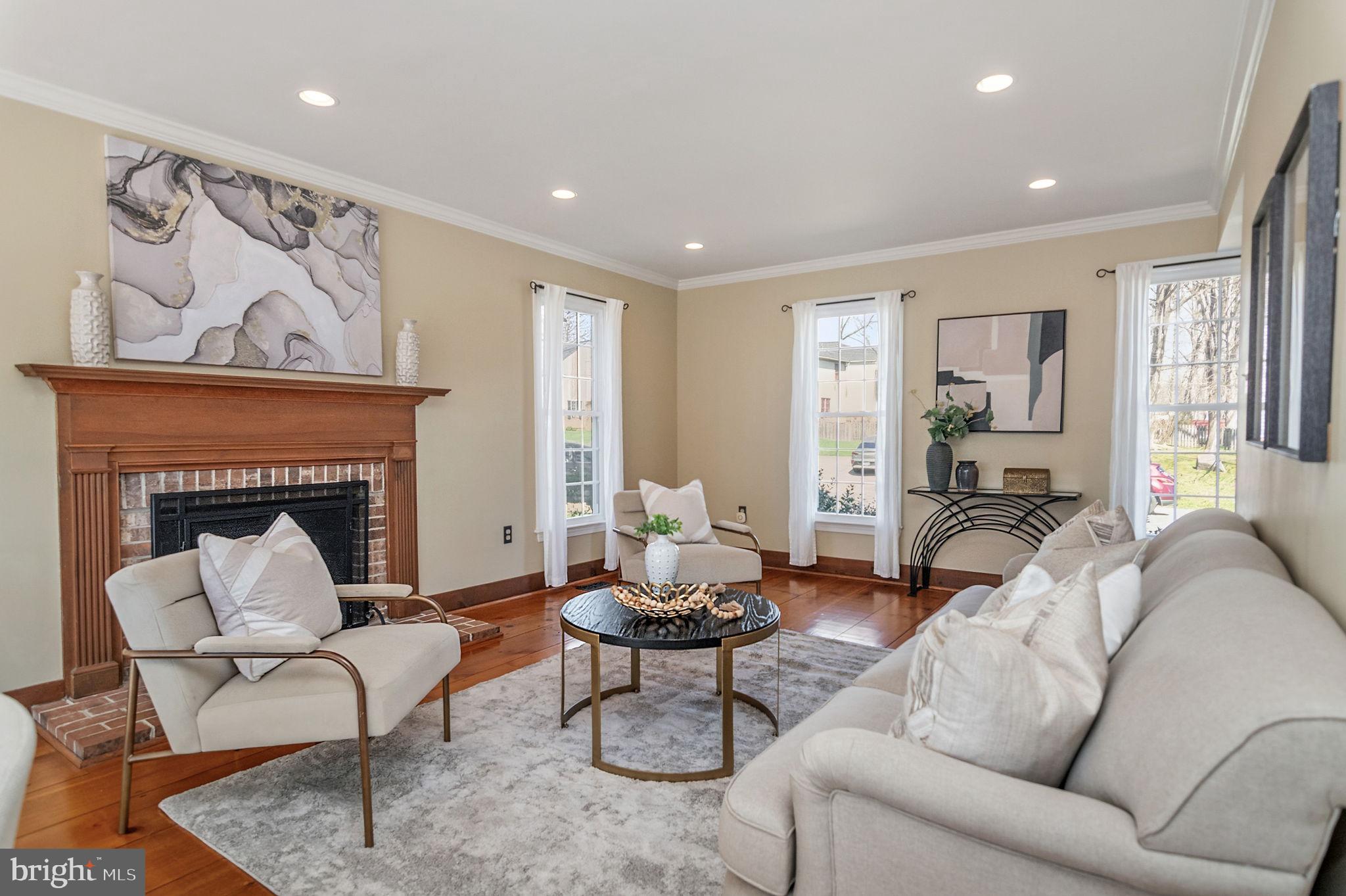 MONTCLAIR - Residential