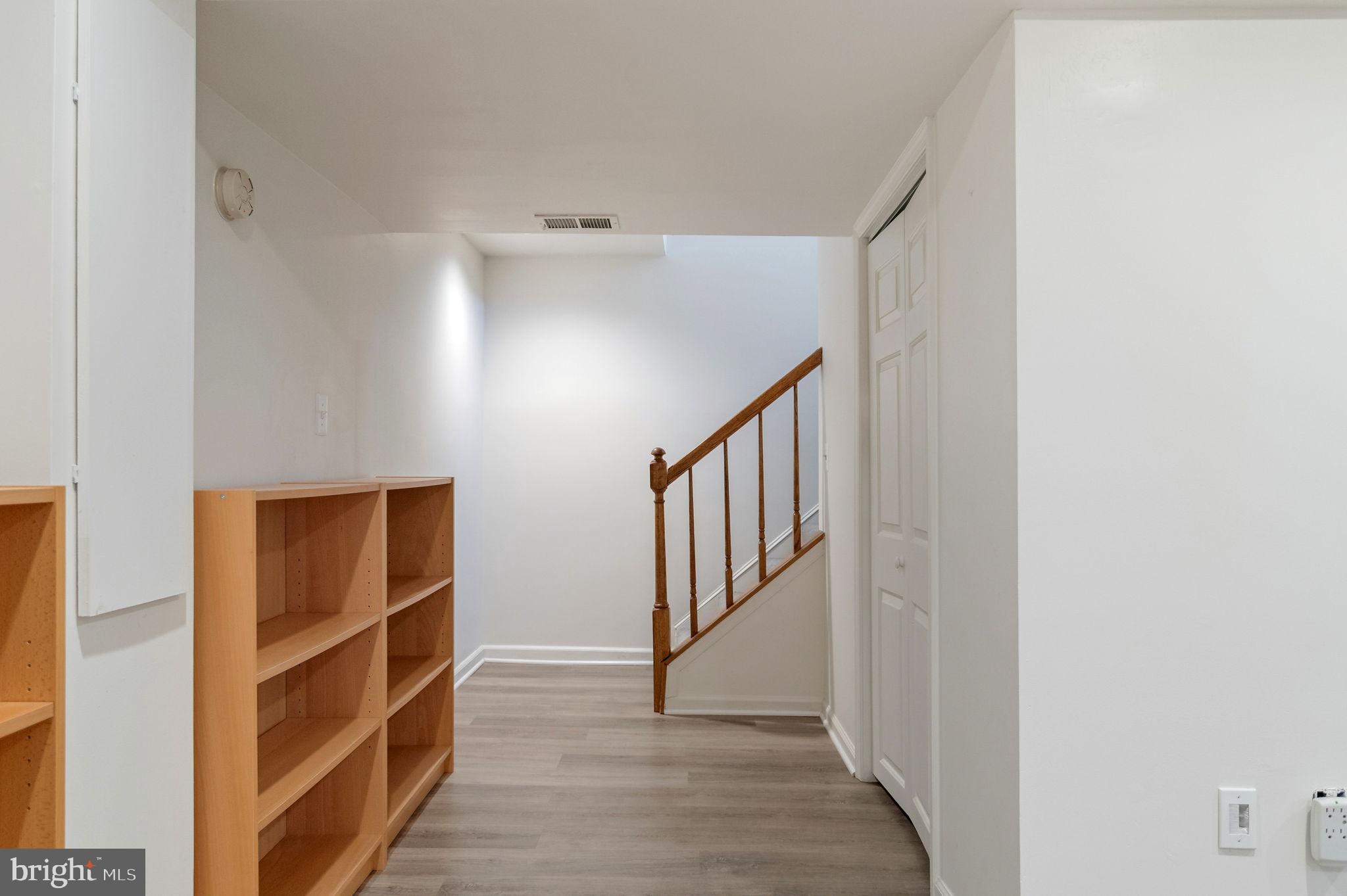 MONTCLAIR - Residential