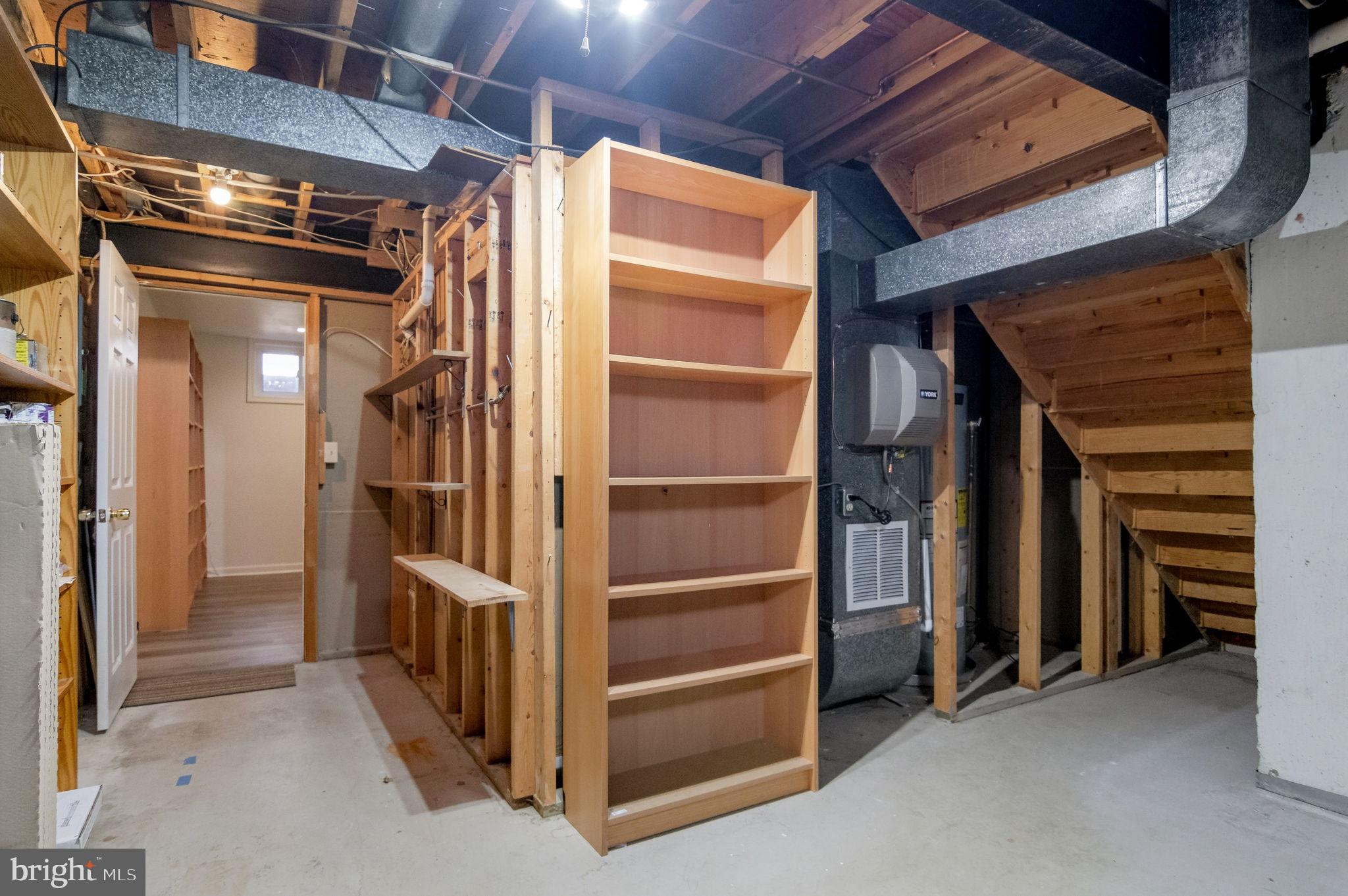 MONTCLAIR - Residential