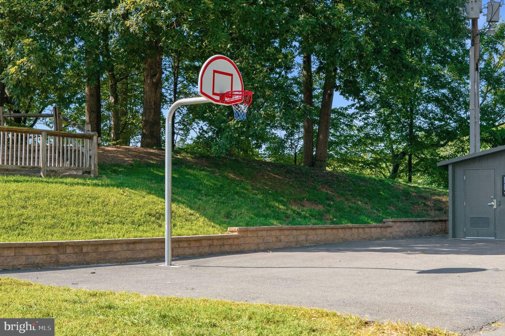 MONTCLAIR - Residential