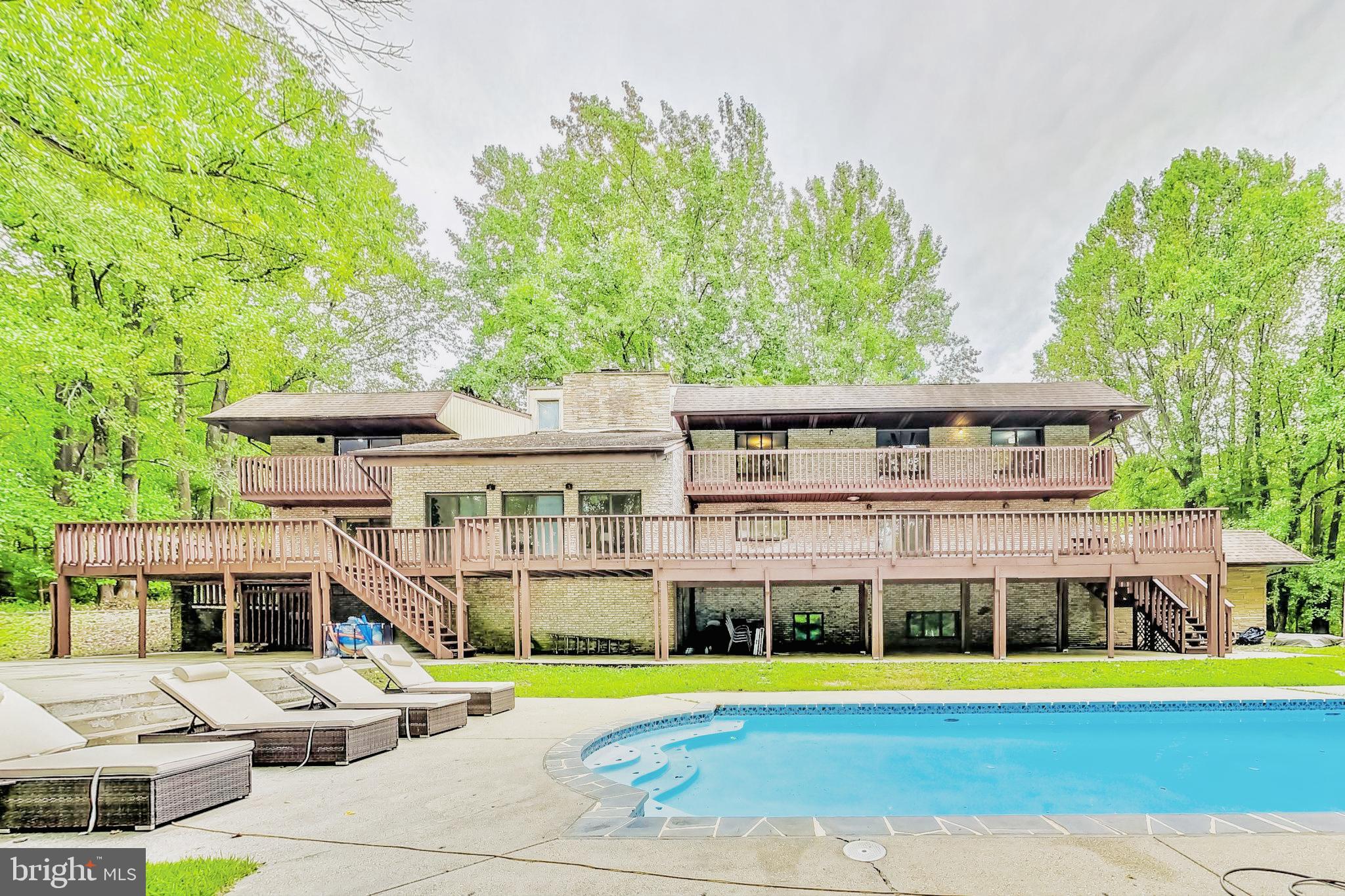 BROCK HALL PLAT 1 - Residential