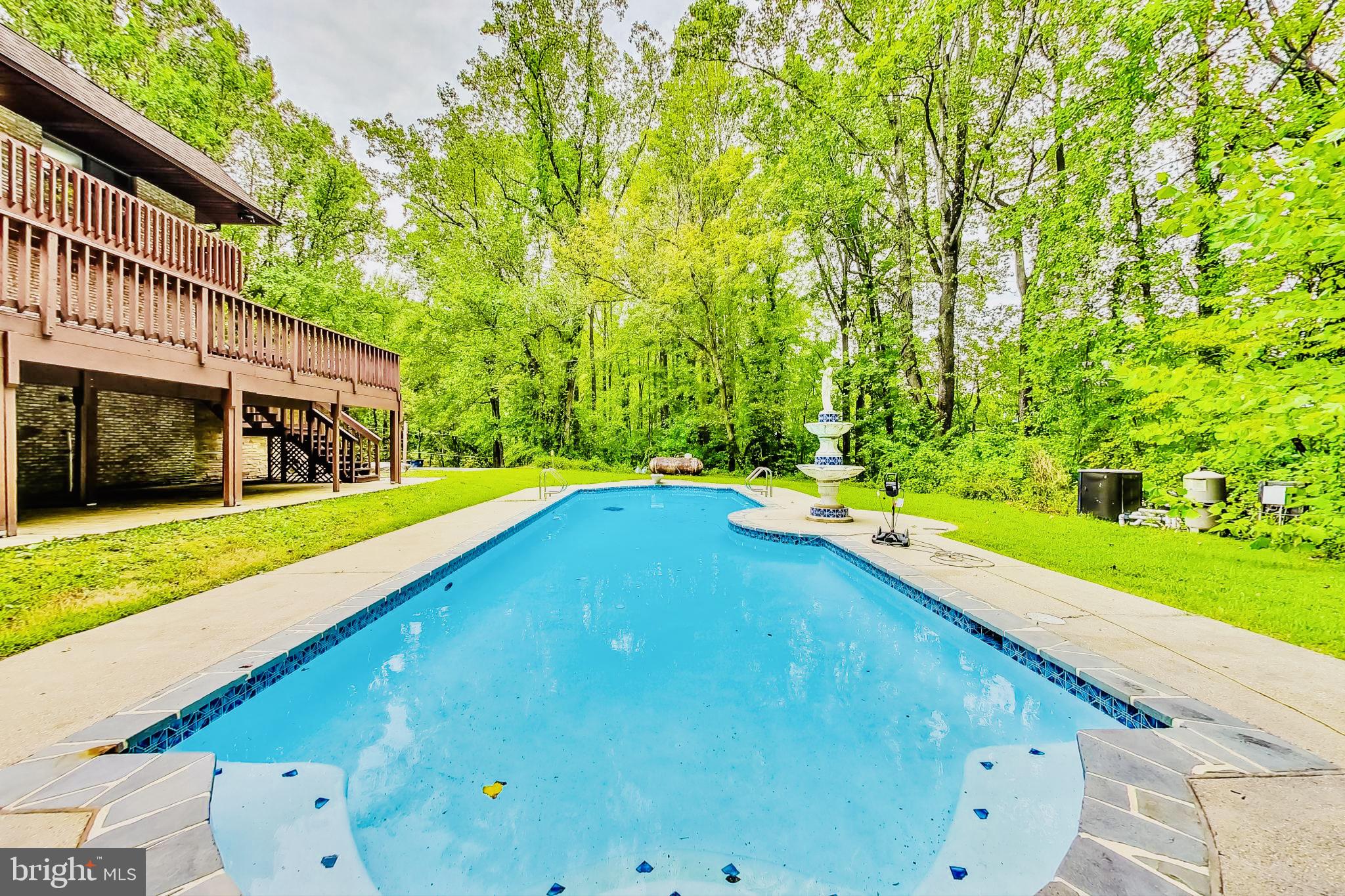 BROCK HALL PLAT 1 - Residential