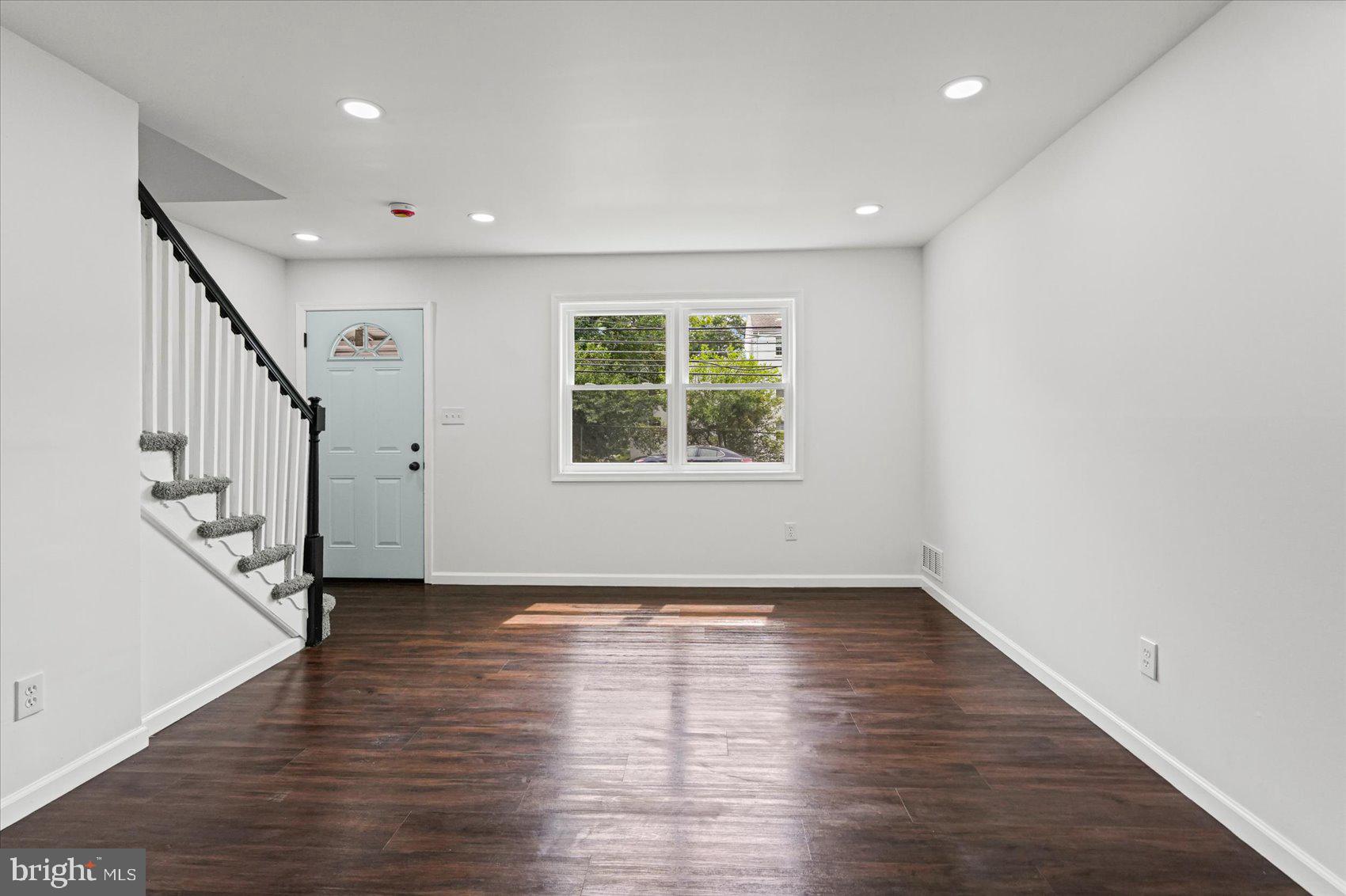 835 4TH STREET