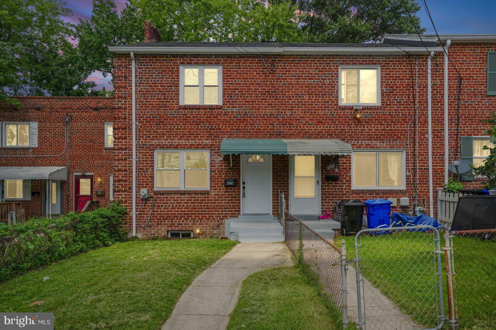 835 4TH STREET