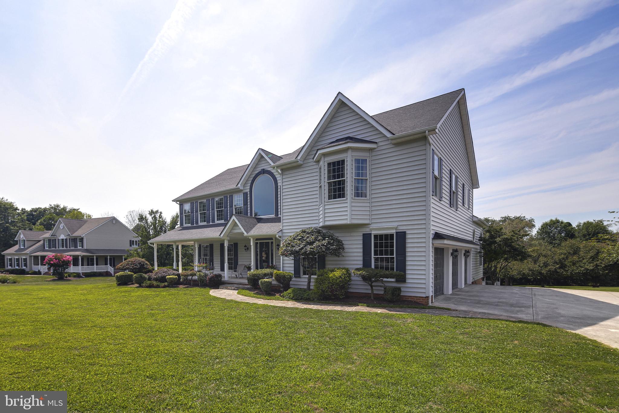 BURGUNDY FARMS - Residential