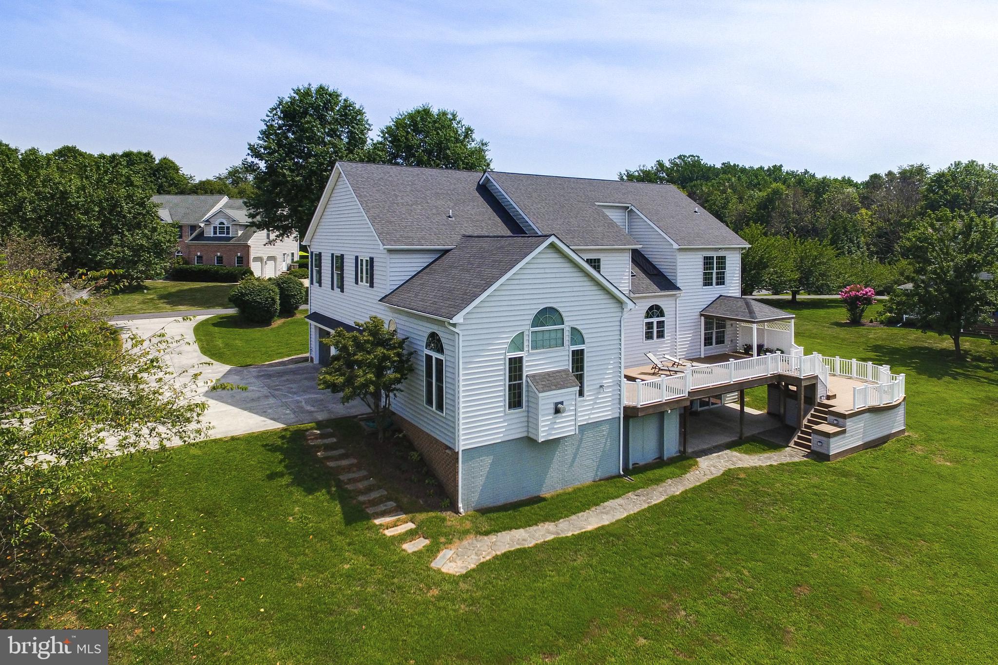 BURGUNDY FARMS - Residential