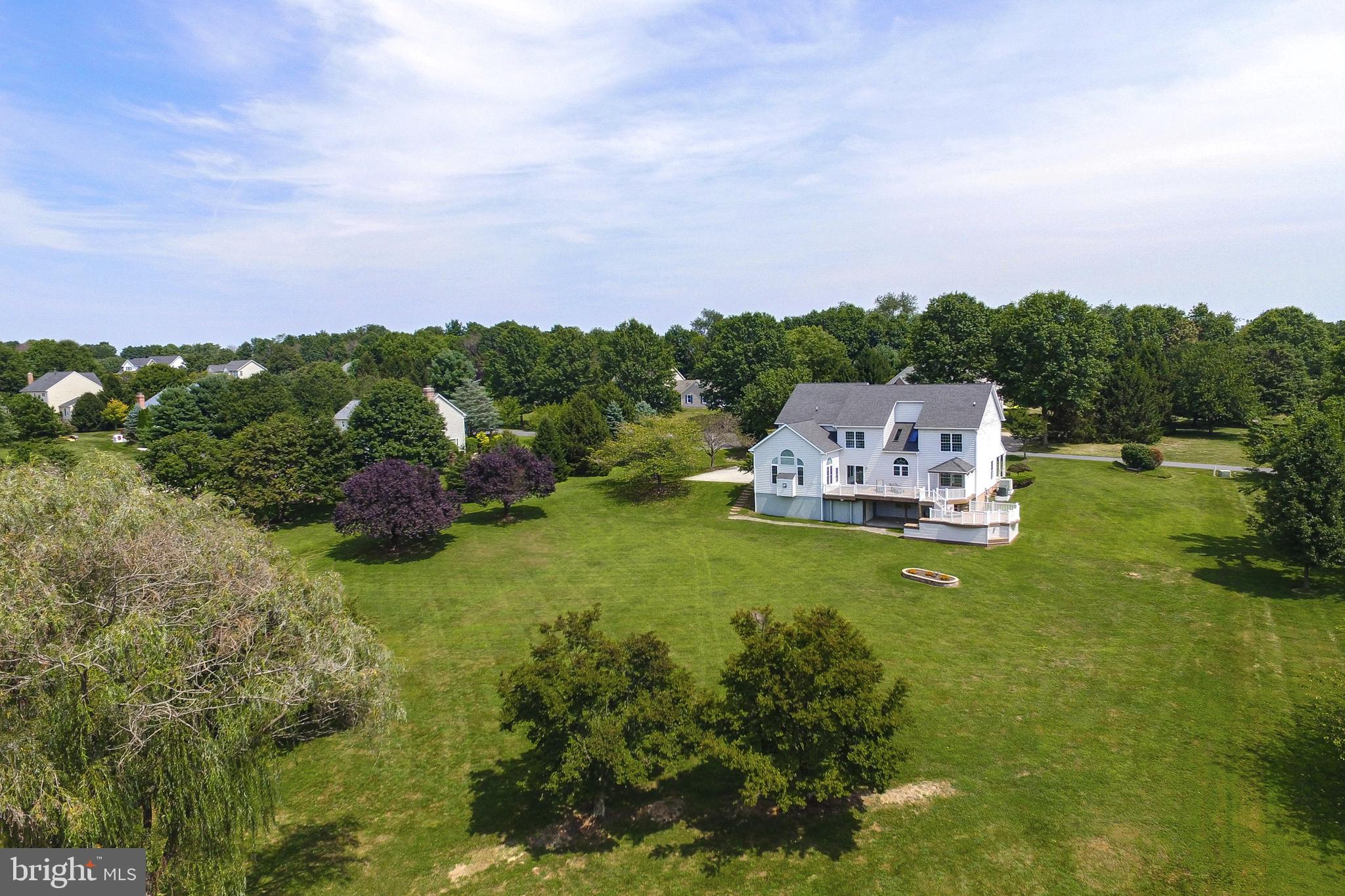 BURGUNDY FARMS - Residential