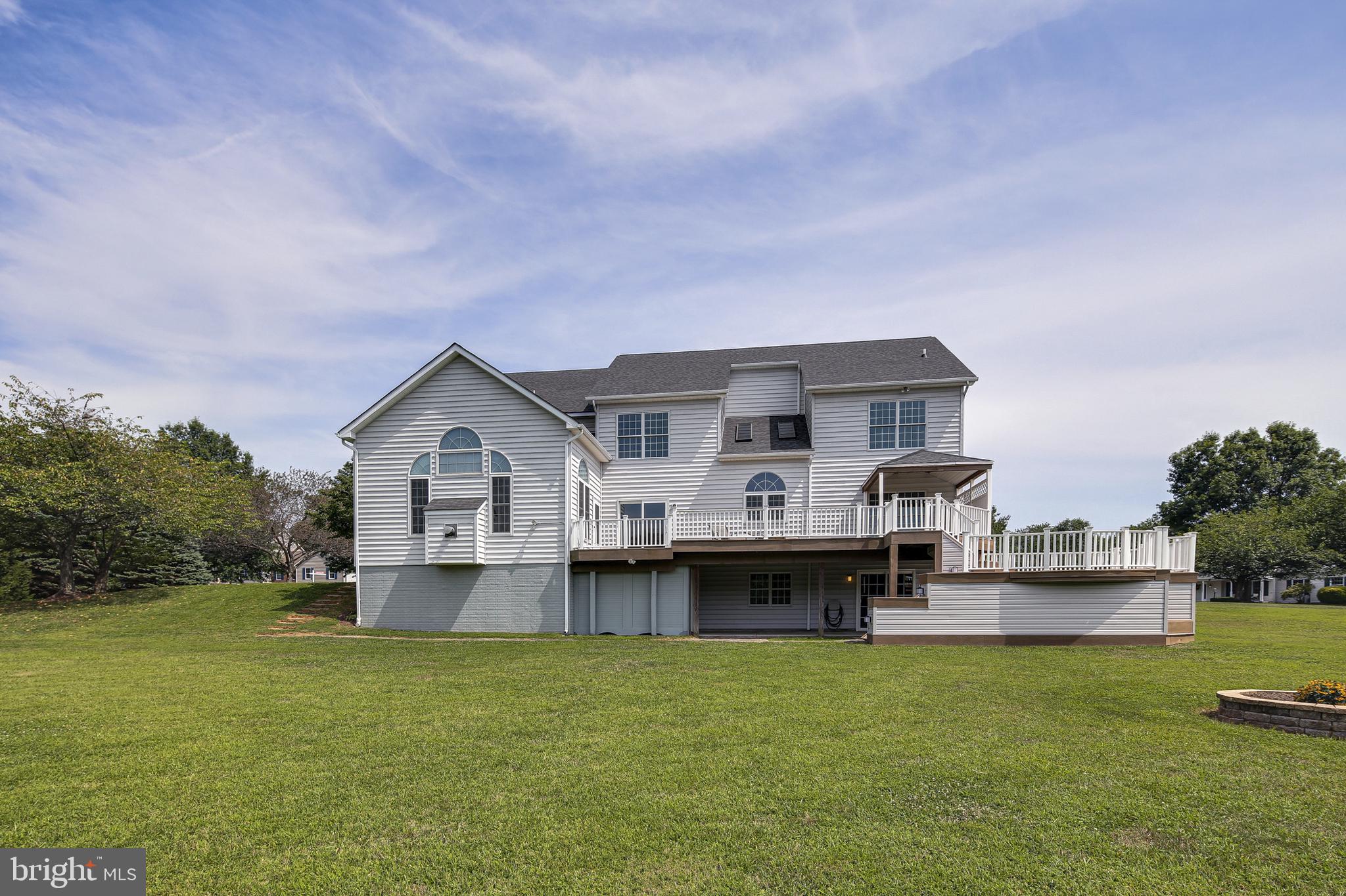 BURGUNDY FARMS - Residential