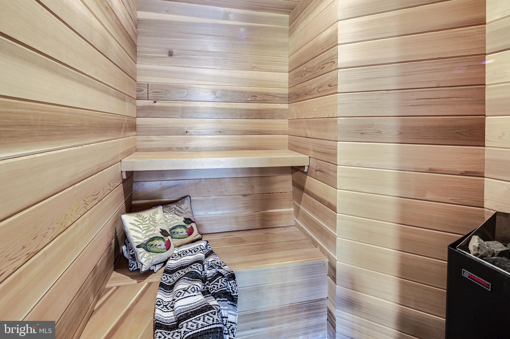 BURGUNDY FARMS - Residential